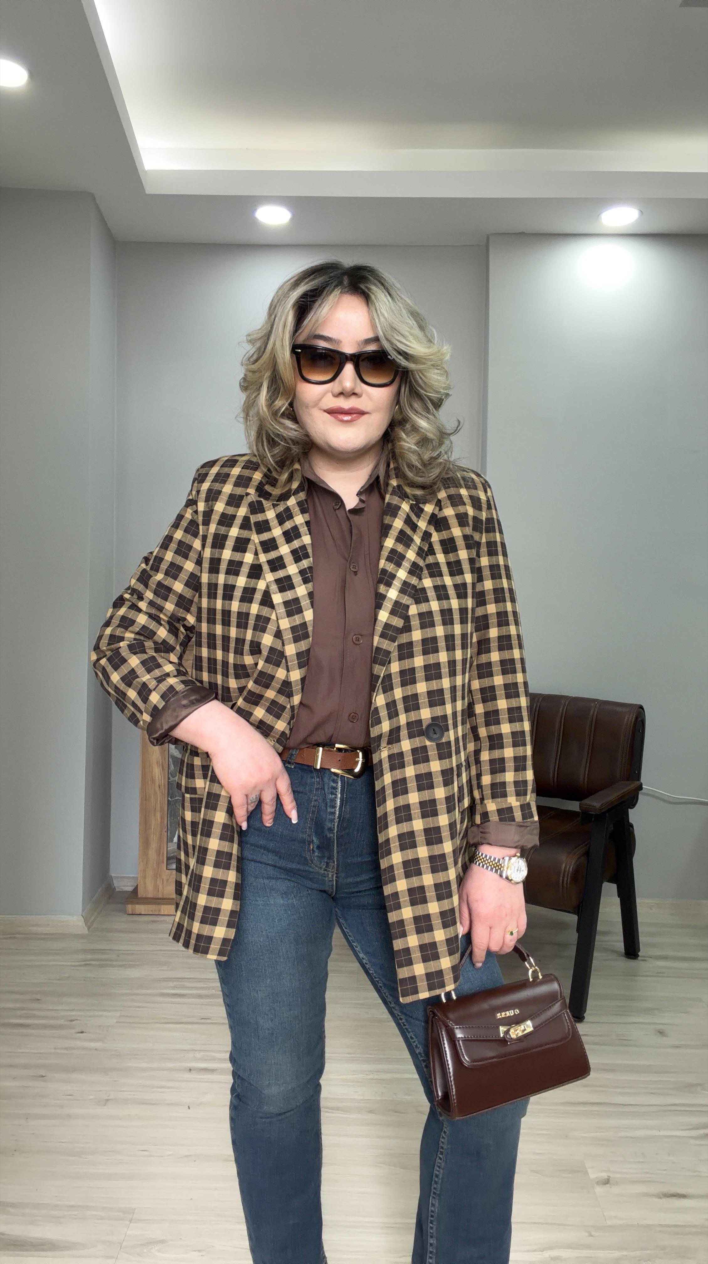 KARE DESENLİ ÇİFT DÜĞMELİ BLAZER CEKET
