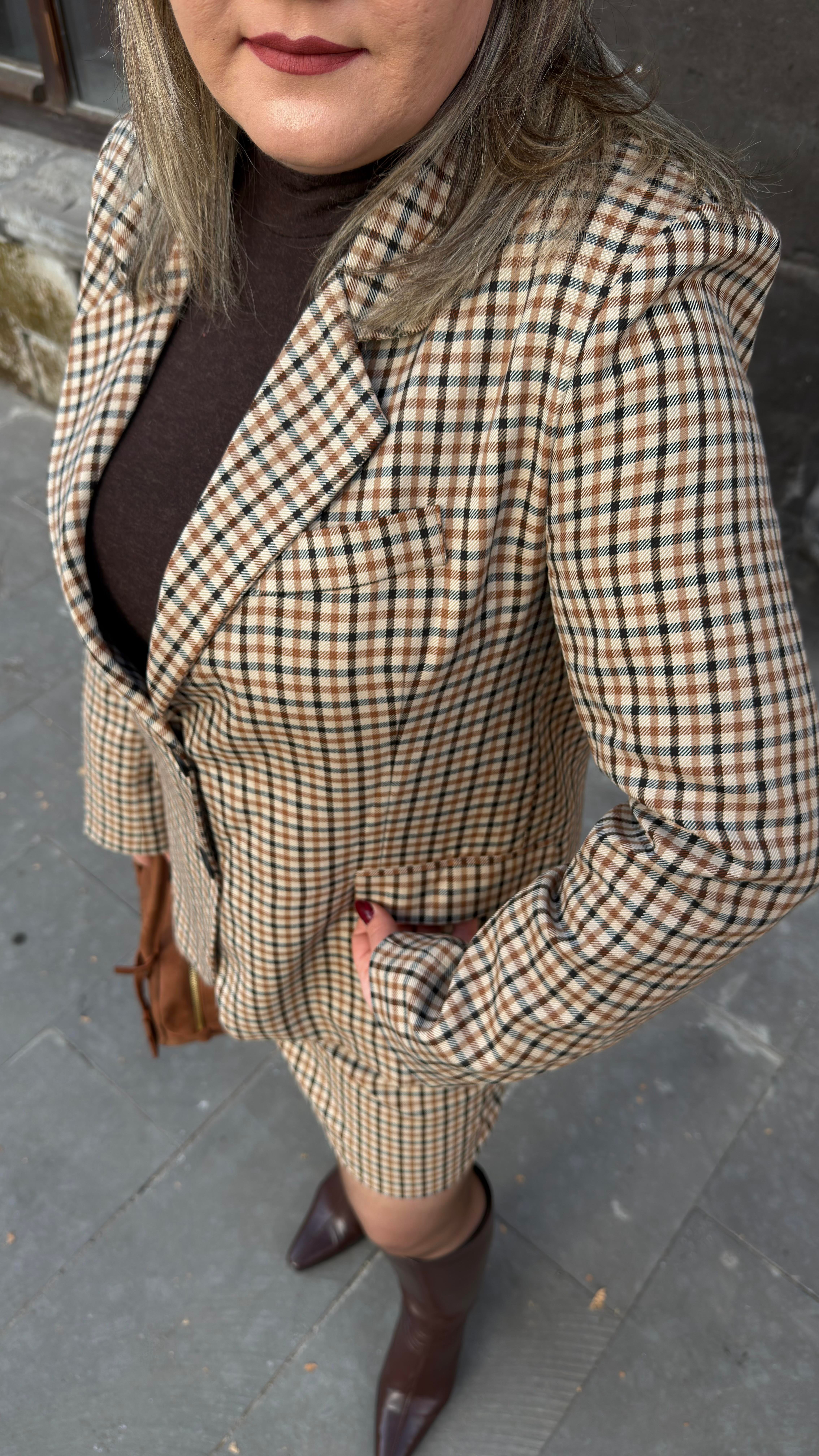 KARELİ DÜĞME DETAYLI BLAZER CEKET 