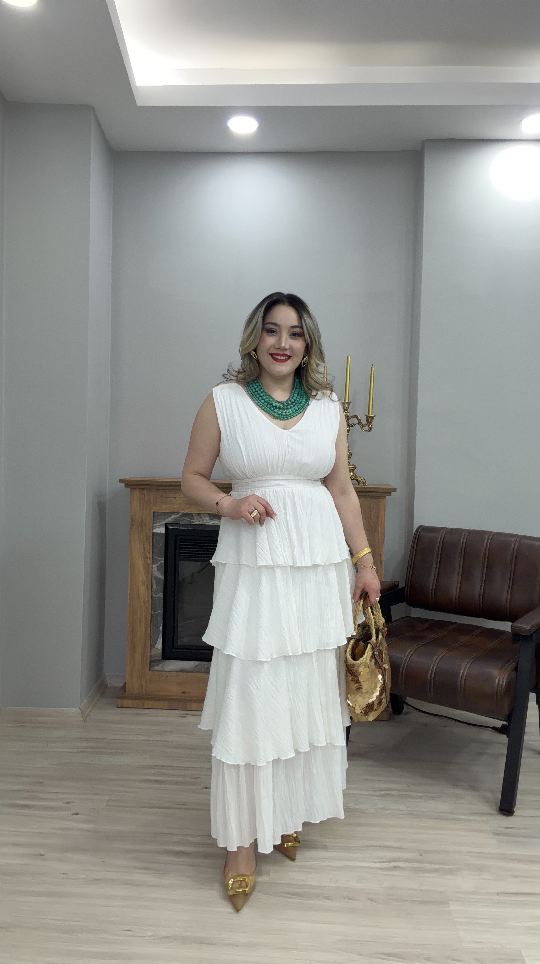 KATLI V YAKA ASKILI ELBİSE EKRU