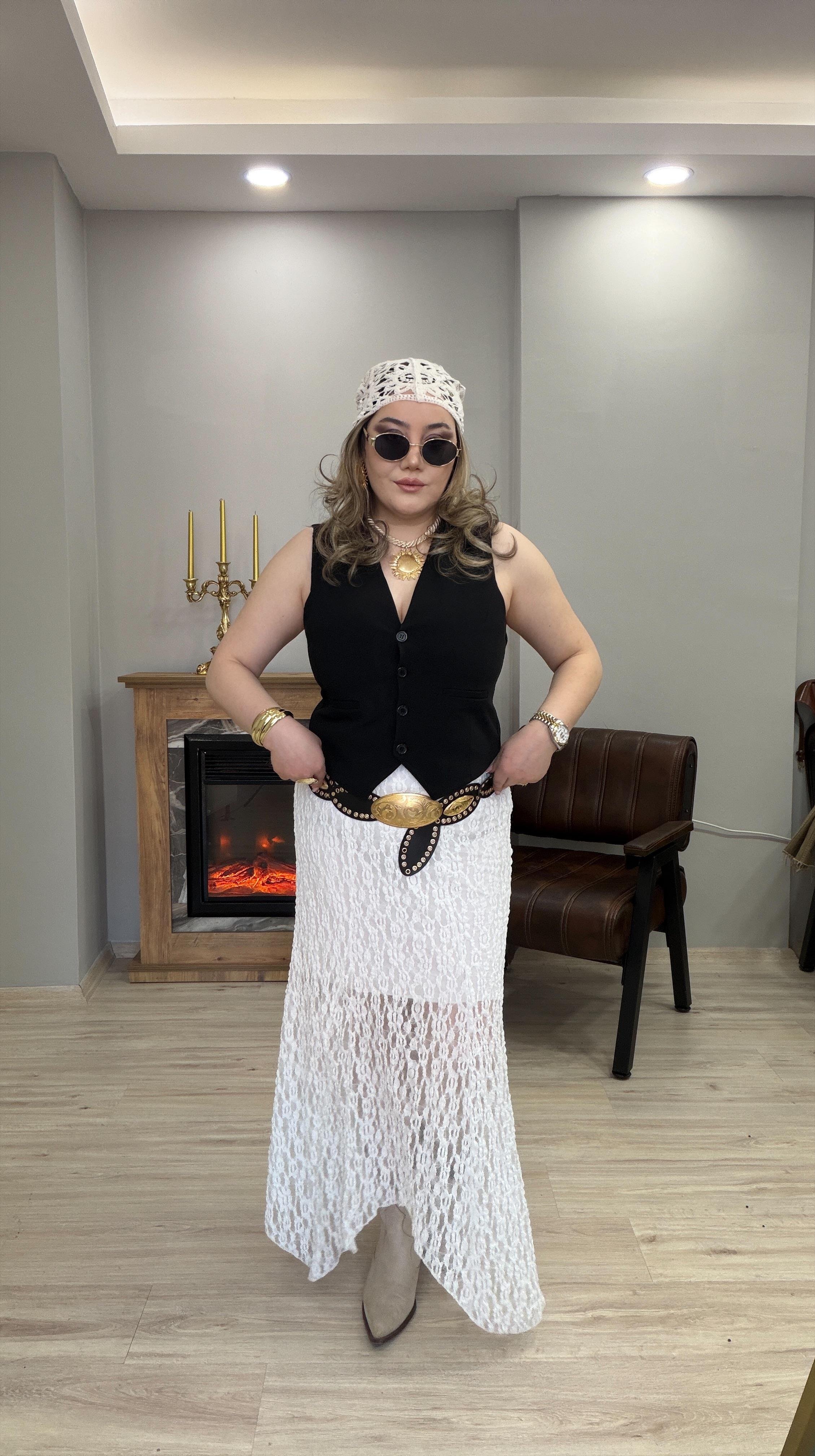 KEMER DETAYLI CEPKEN YELEK SİYAH