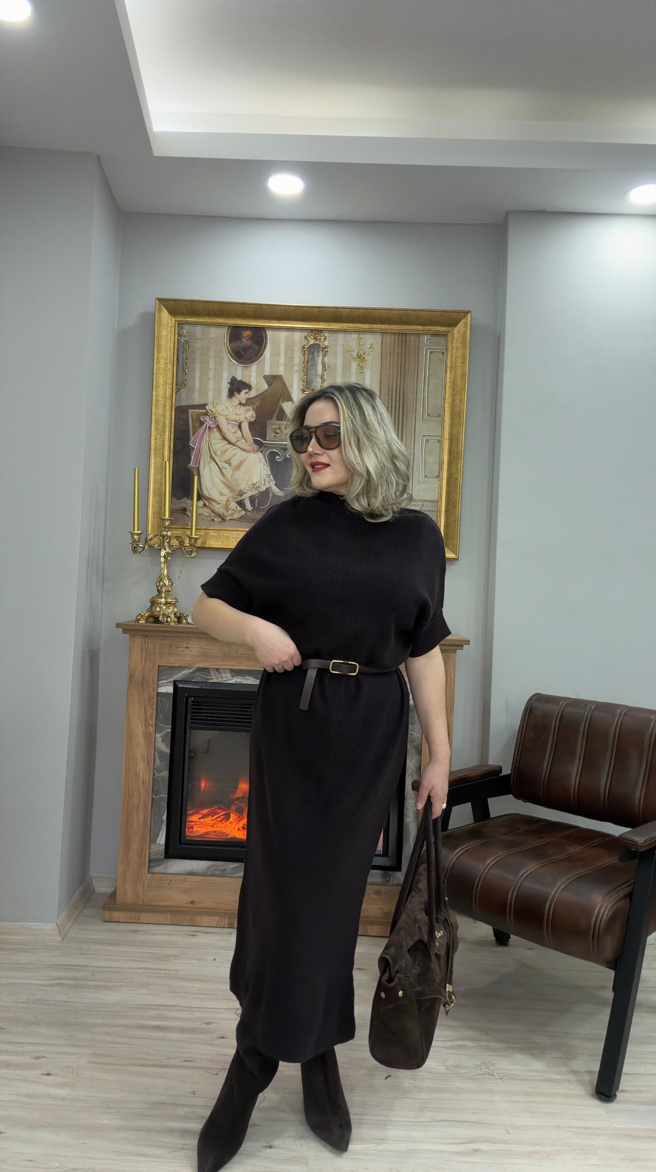 KEMERLİ TRİKO ELBİSE KAHVE