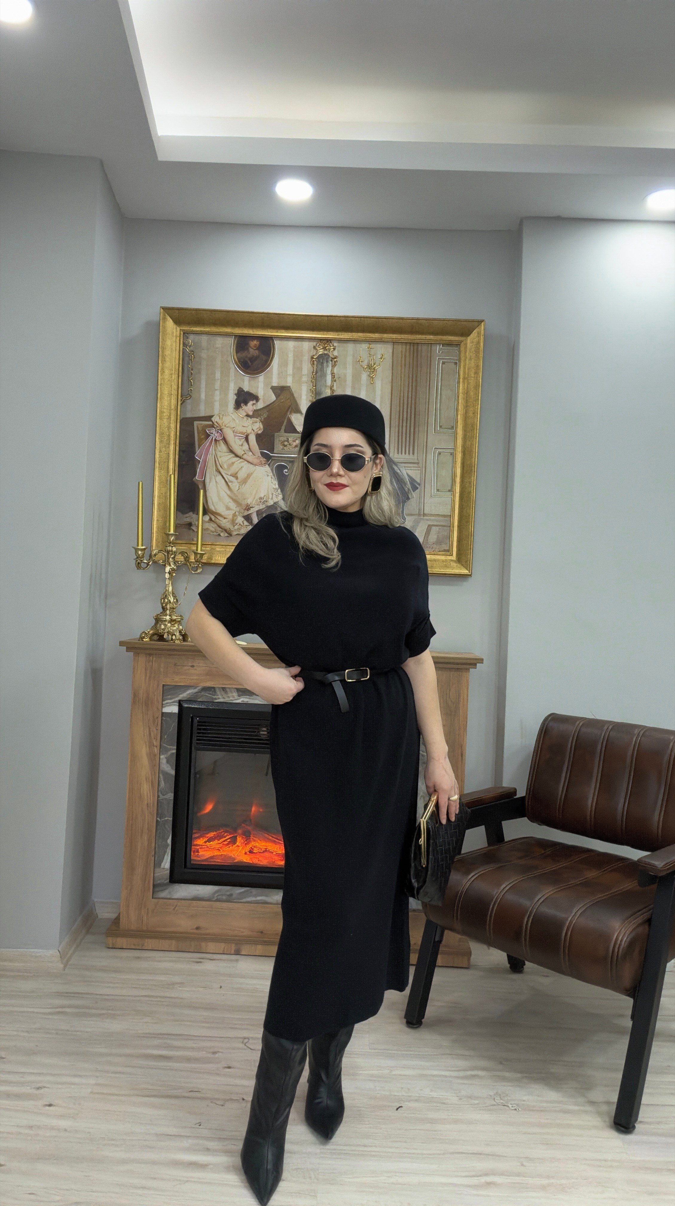 KEMERLİ TRİKO ELBİSE SİYAH