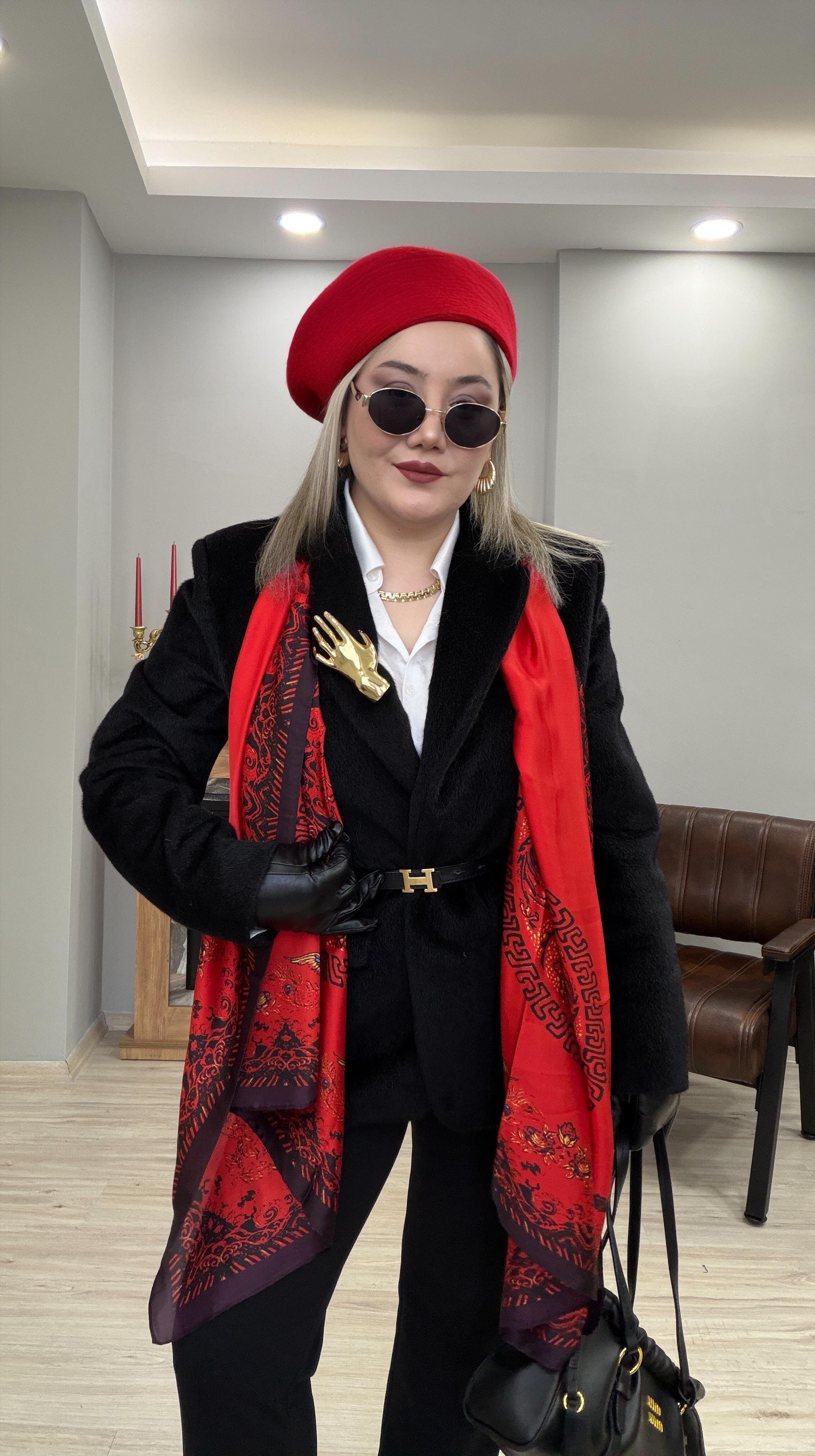 KIRMIZI DESENLİ ŞAL