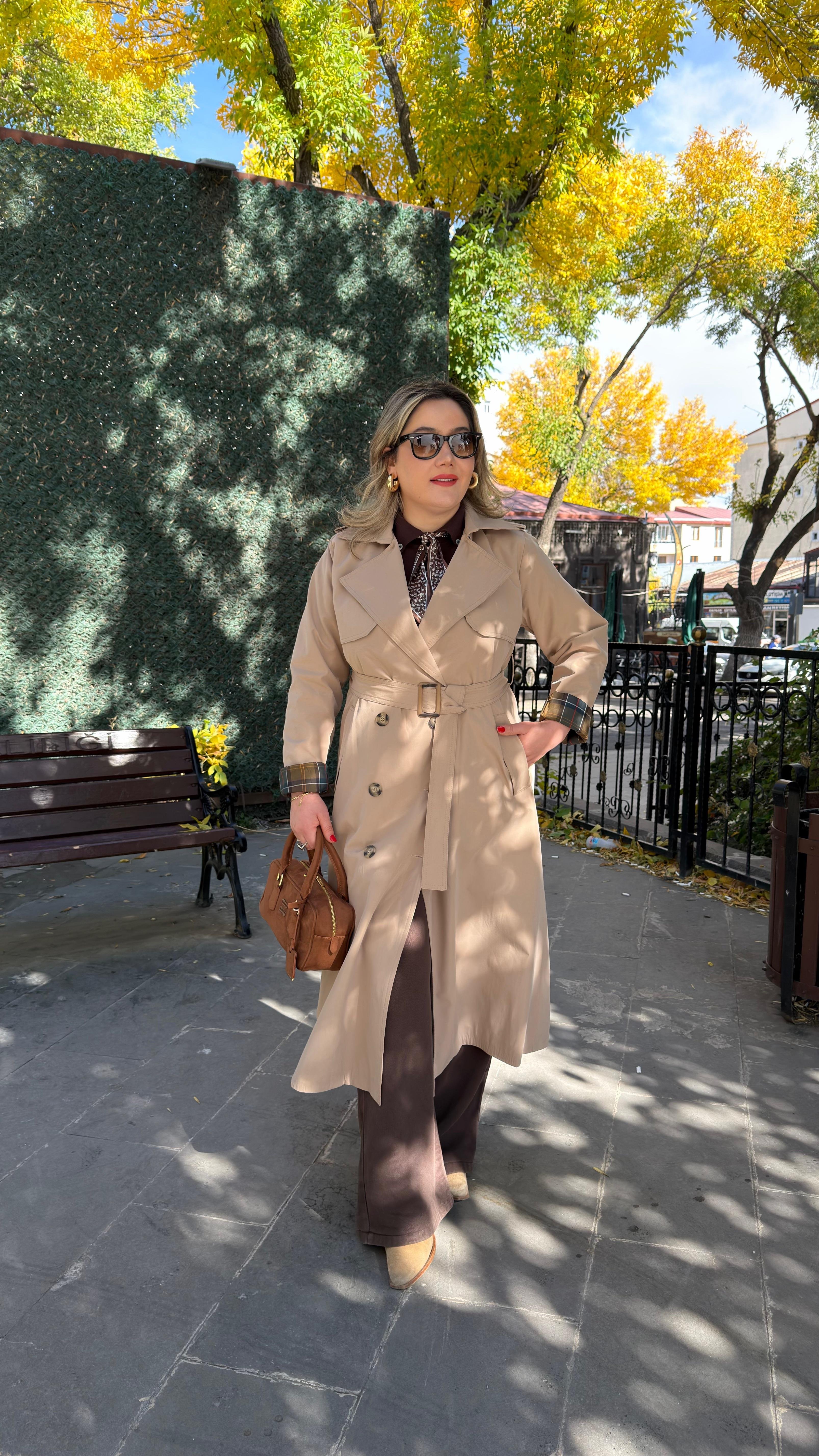 KLASİK MODEL TRENÇKOT CAMEL