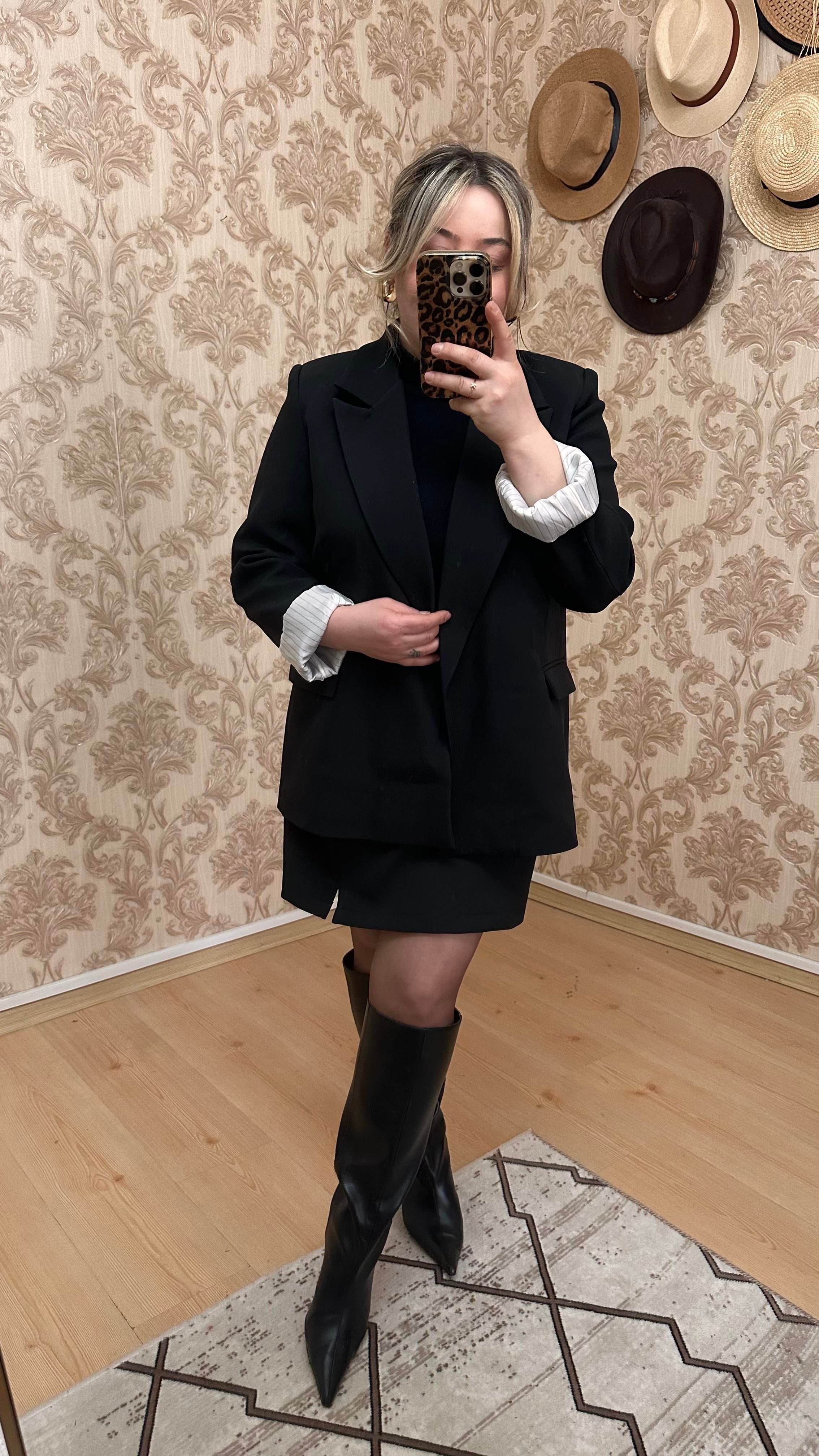 KOL KATLAMALI BLAZER CEKET SİYAH