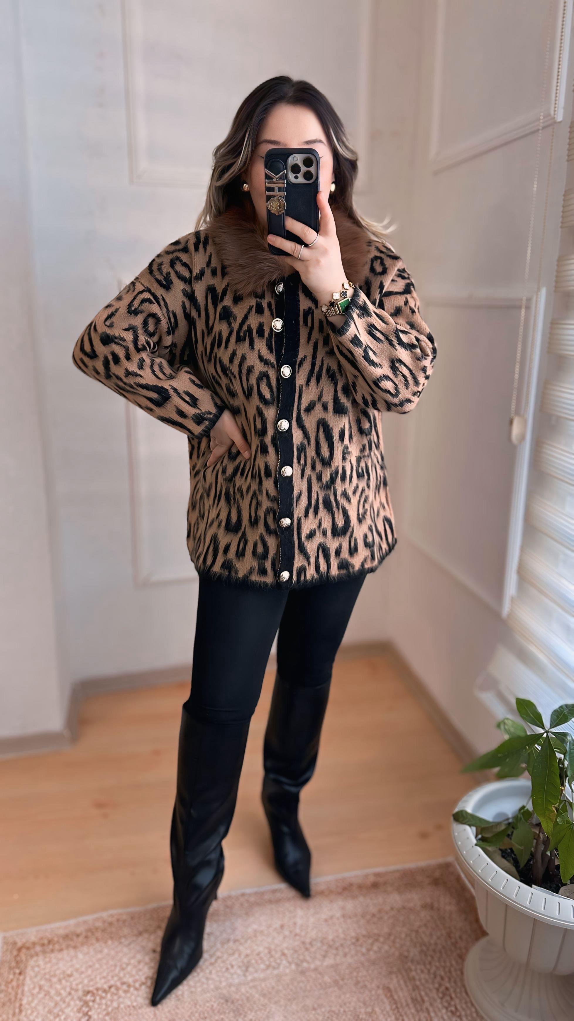 KÜRK YAKALI LEOPAR HIRKA KAHVE