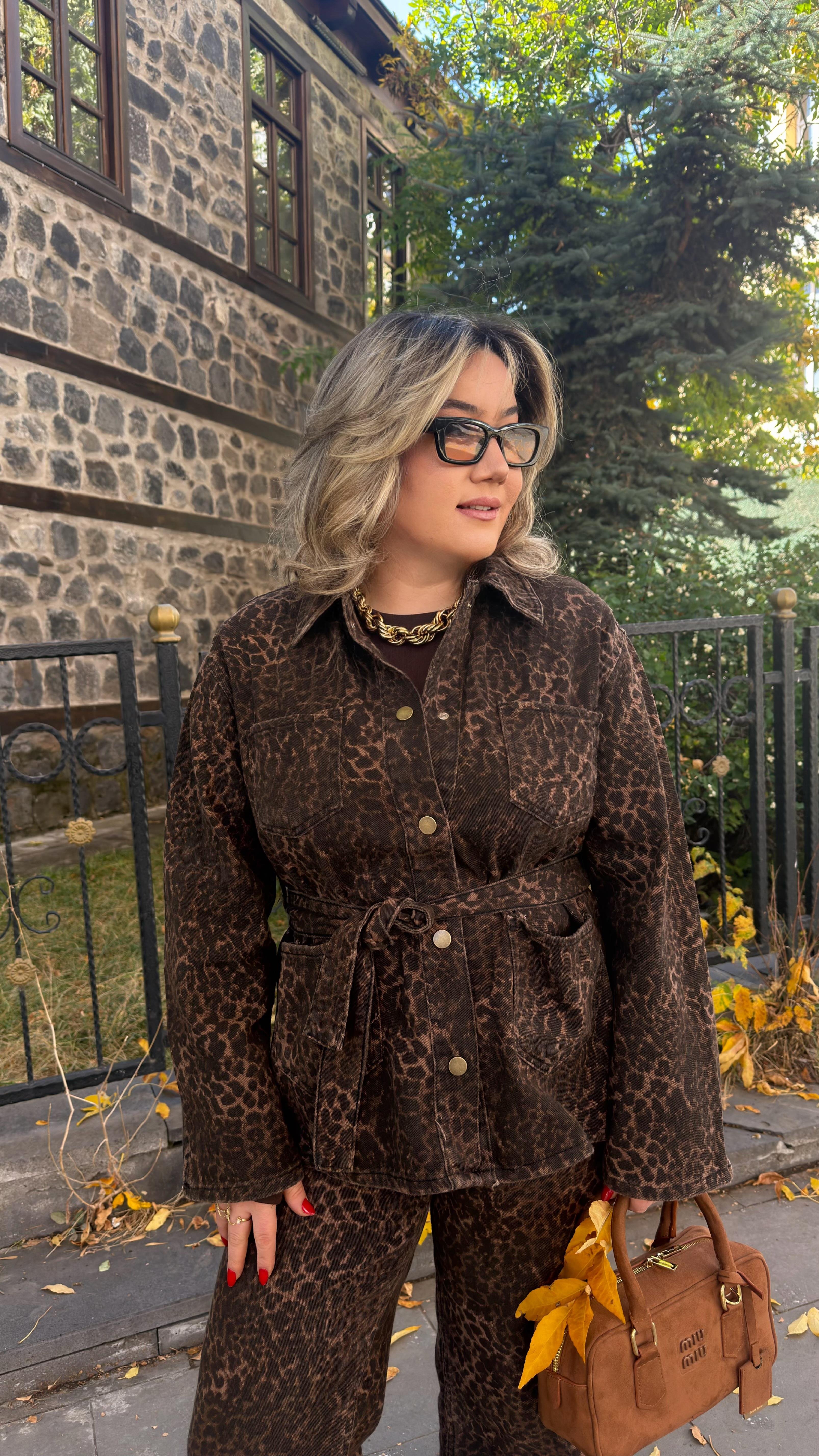 LEOPAR KUŞAKLI JEAN CEKET