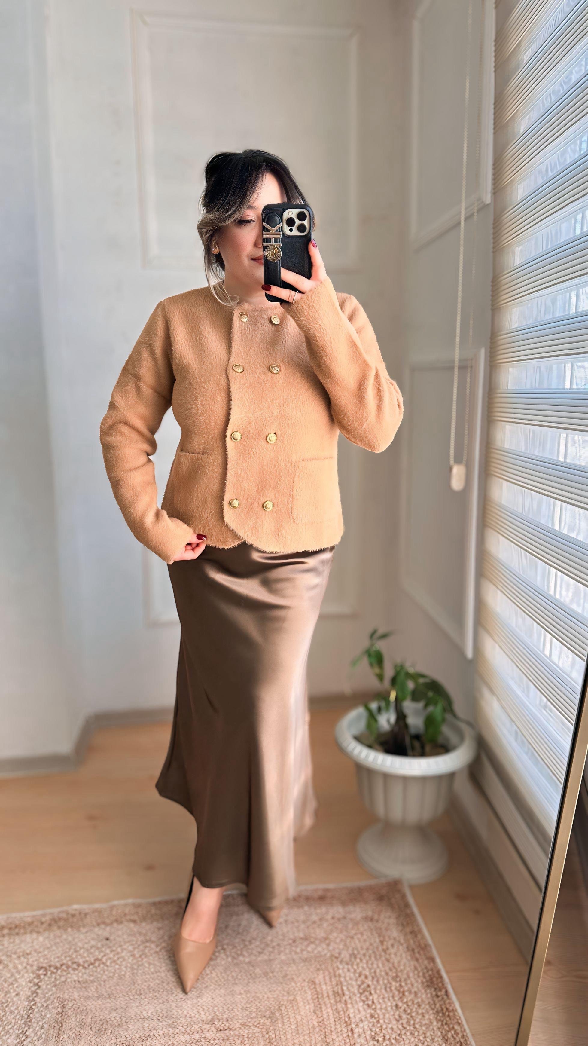 MASSİ GOLD DÜĞMELİ ANGORA HIRKA TABA