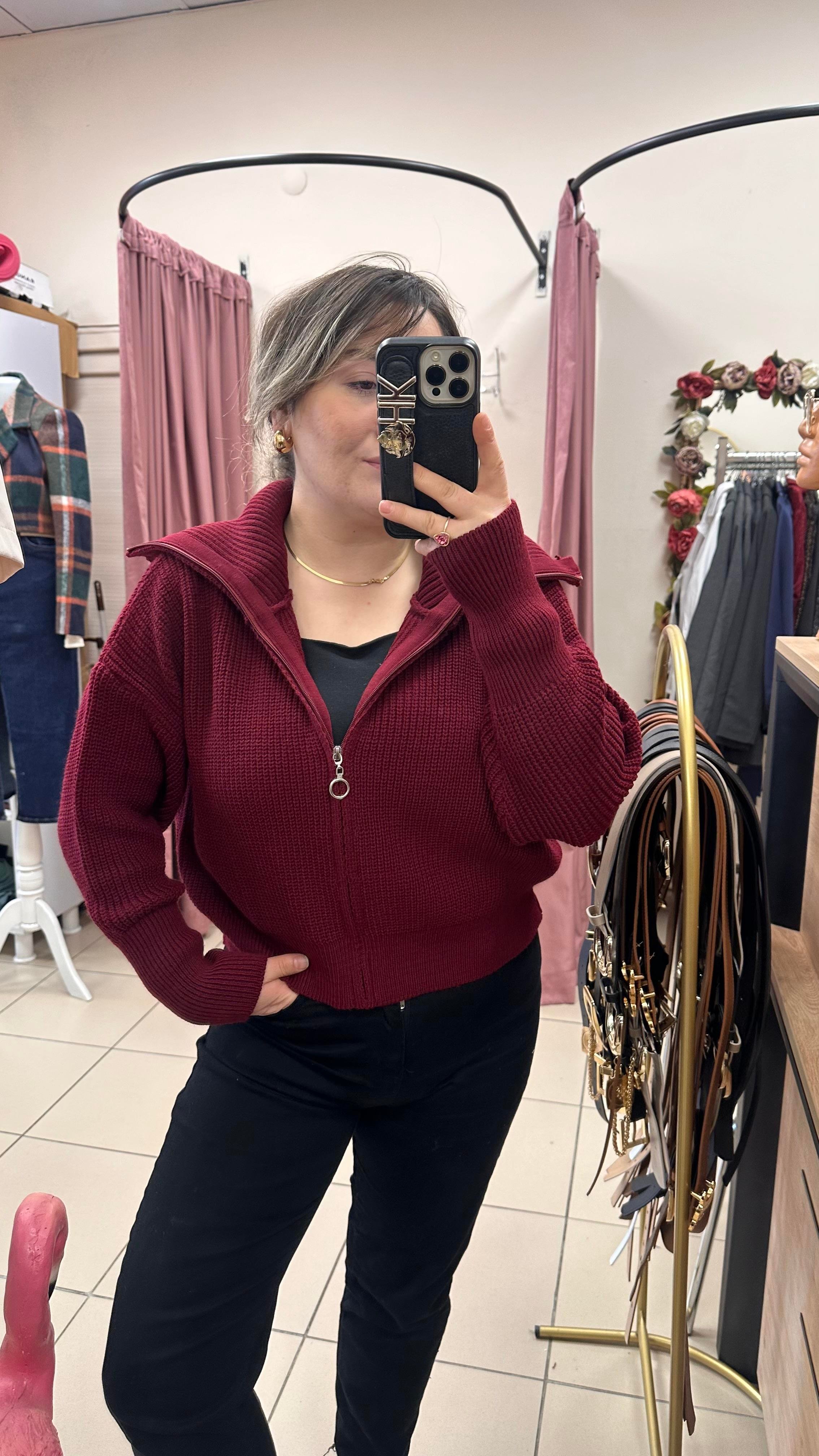 ÖNDEN FERMUARLI KISA HIRKA BORDO