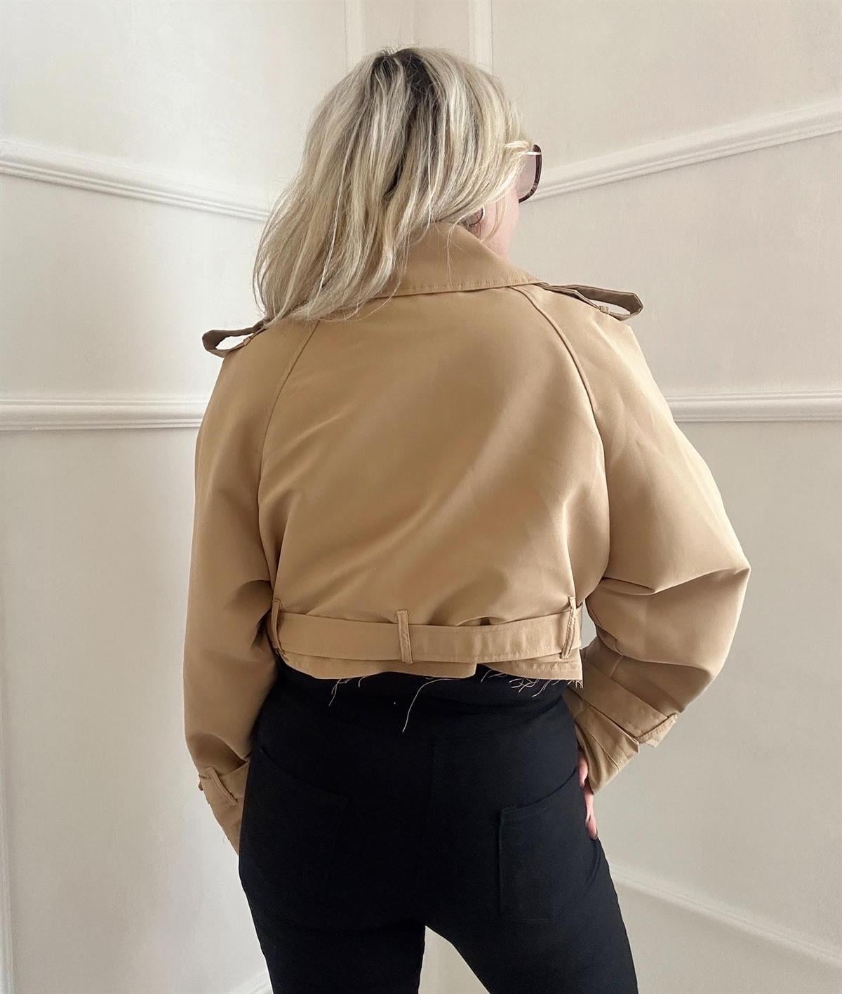 Oversize kısa trenç