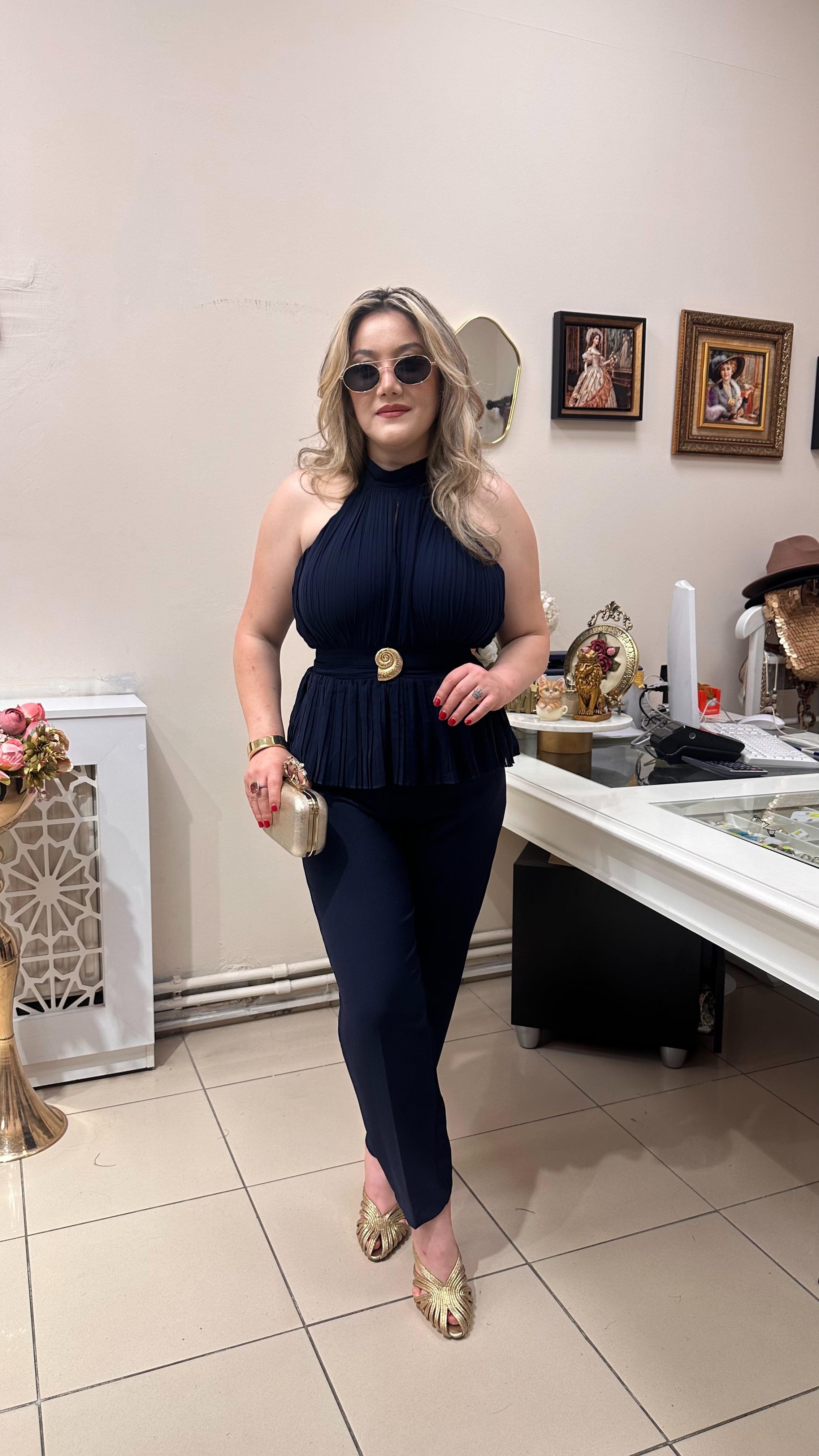 PİLİSELİ ŞİFON GOLD TOKALI BLUZ LACİVERT