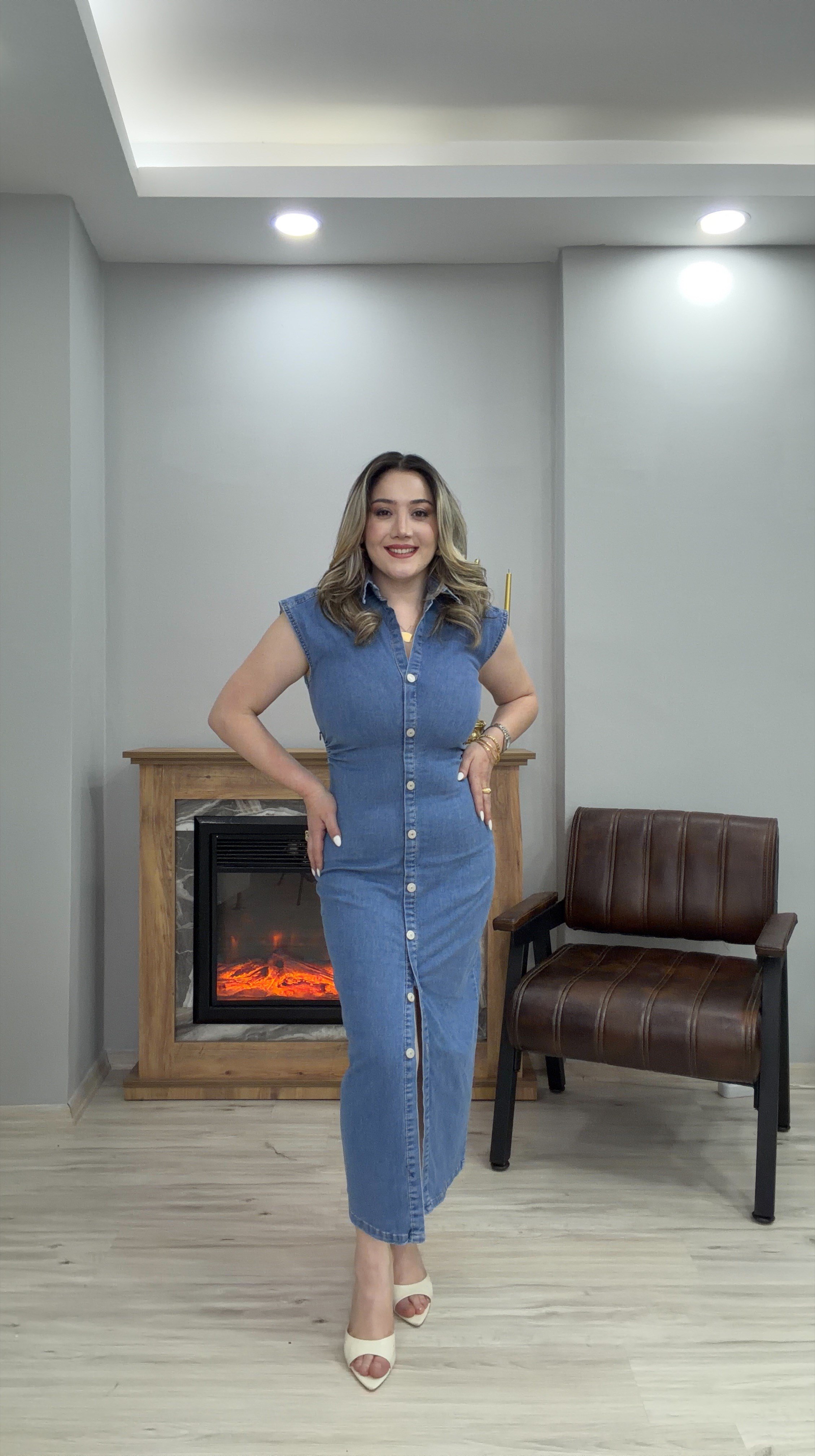 SIFIR KOL DÜĞMELİ JEAN ELBİSE MAVİ 