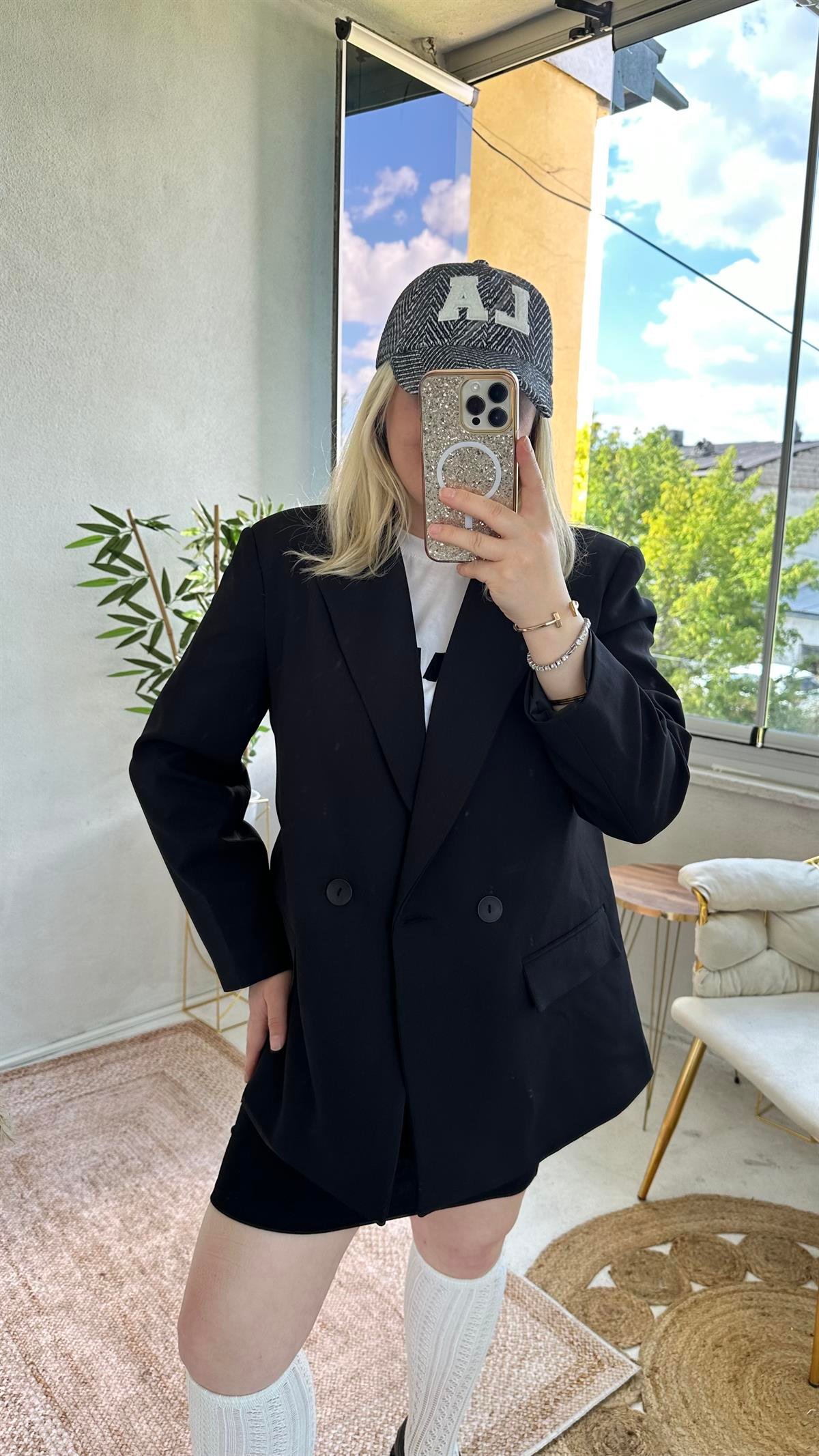 Siyah Düğmeli Blazer Ceket