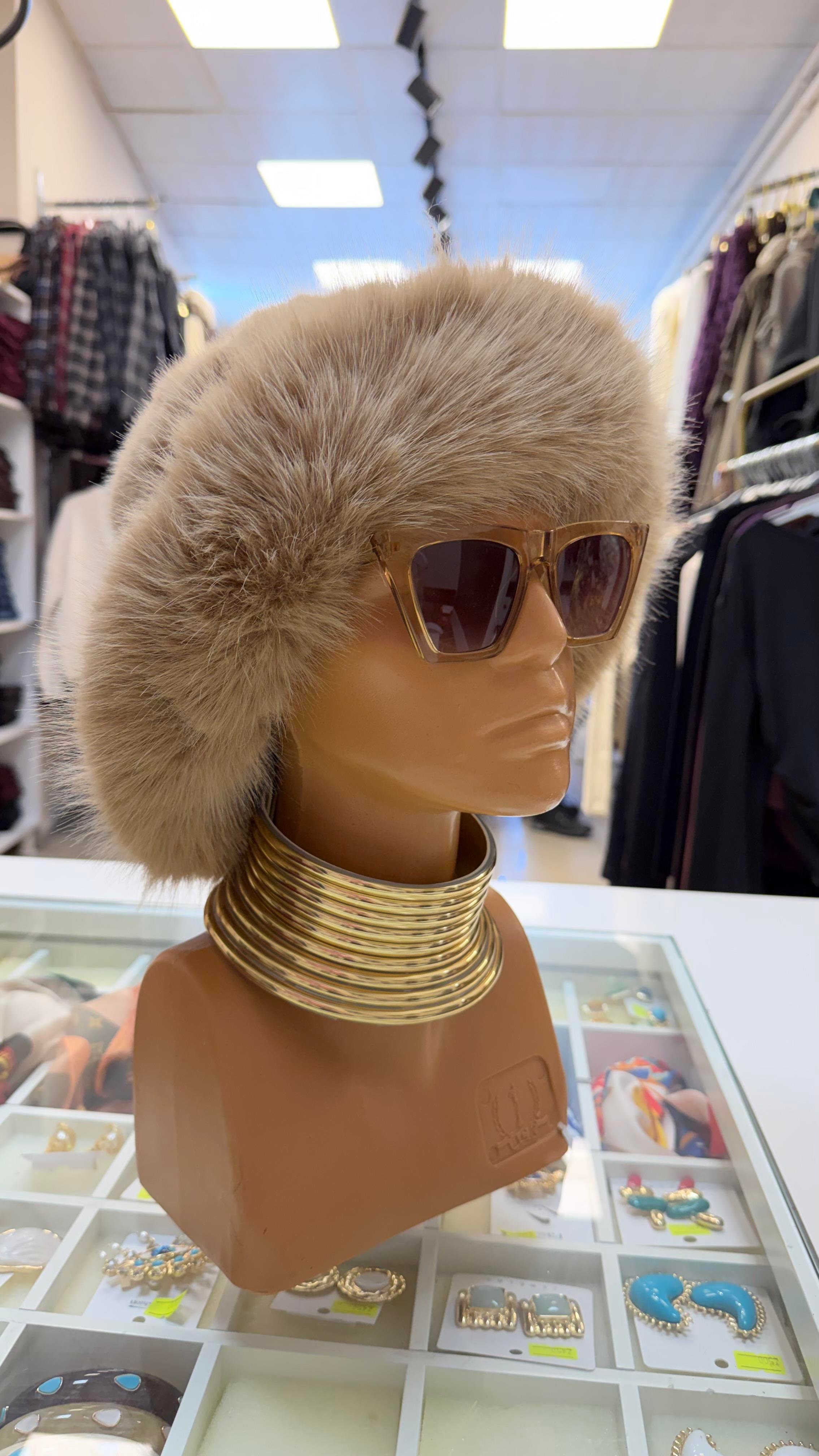 SUNİ KÜRKLÜ FÖTR ŞAPKA CAMEL 
