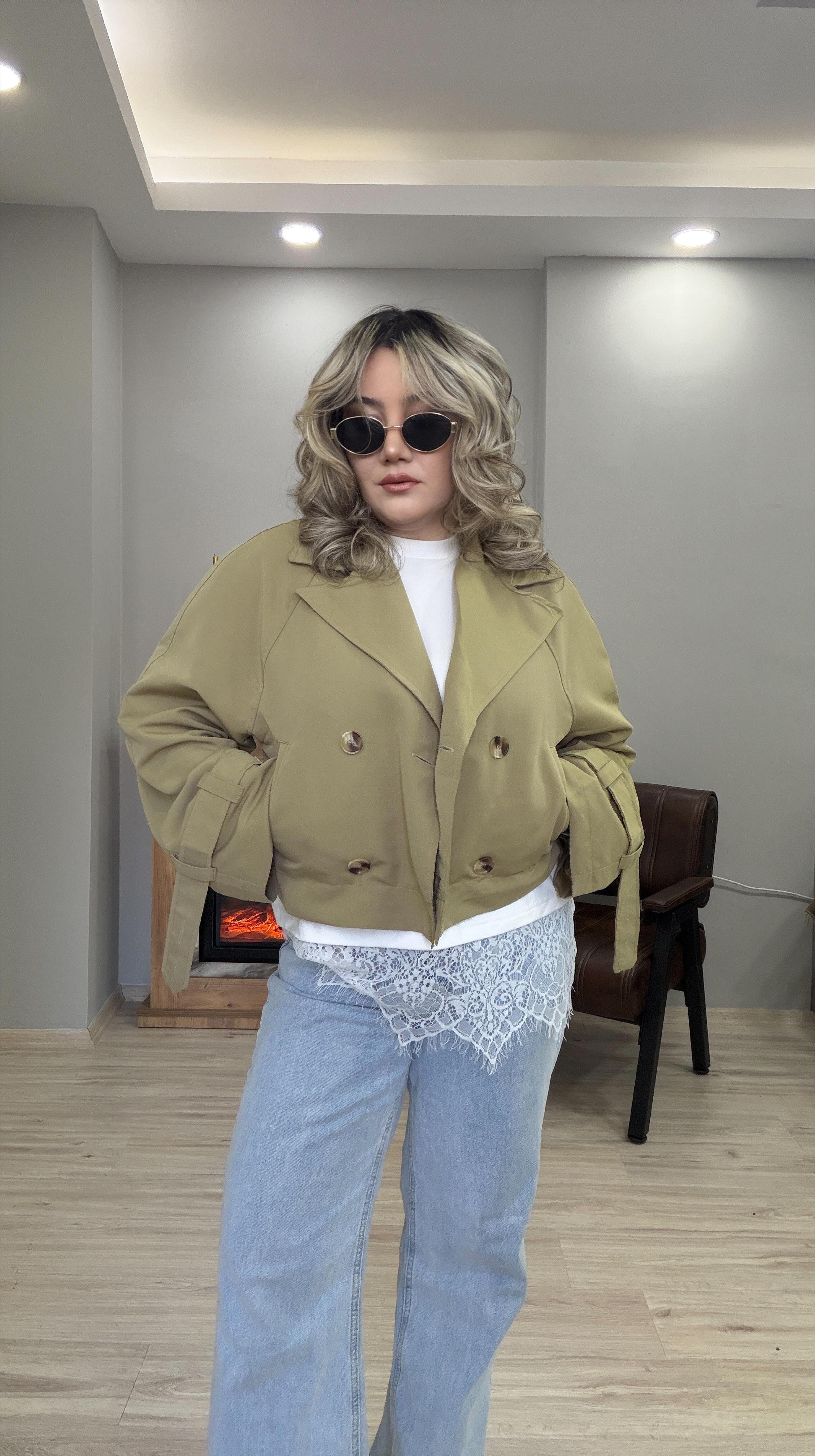 TAŞ CROP TRENÇKOT