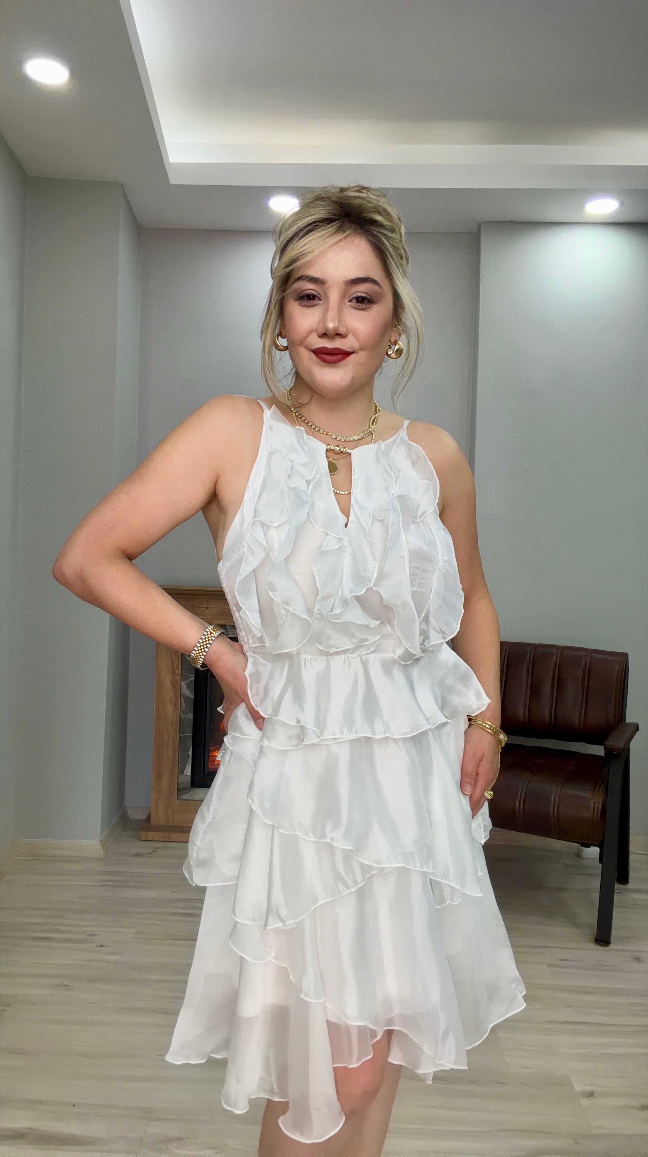 VOLANLI HALTER YAKA TENSEL ELBİSE  BEYAZ