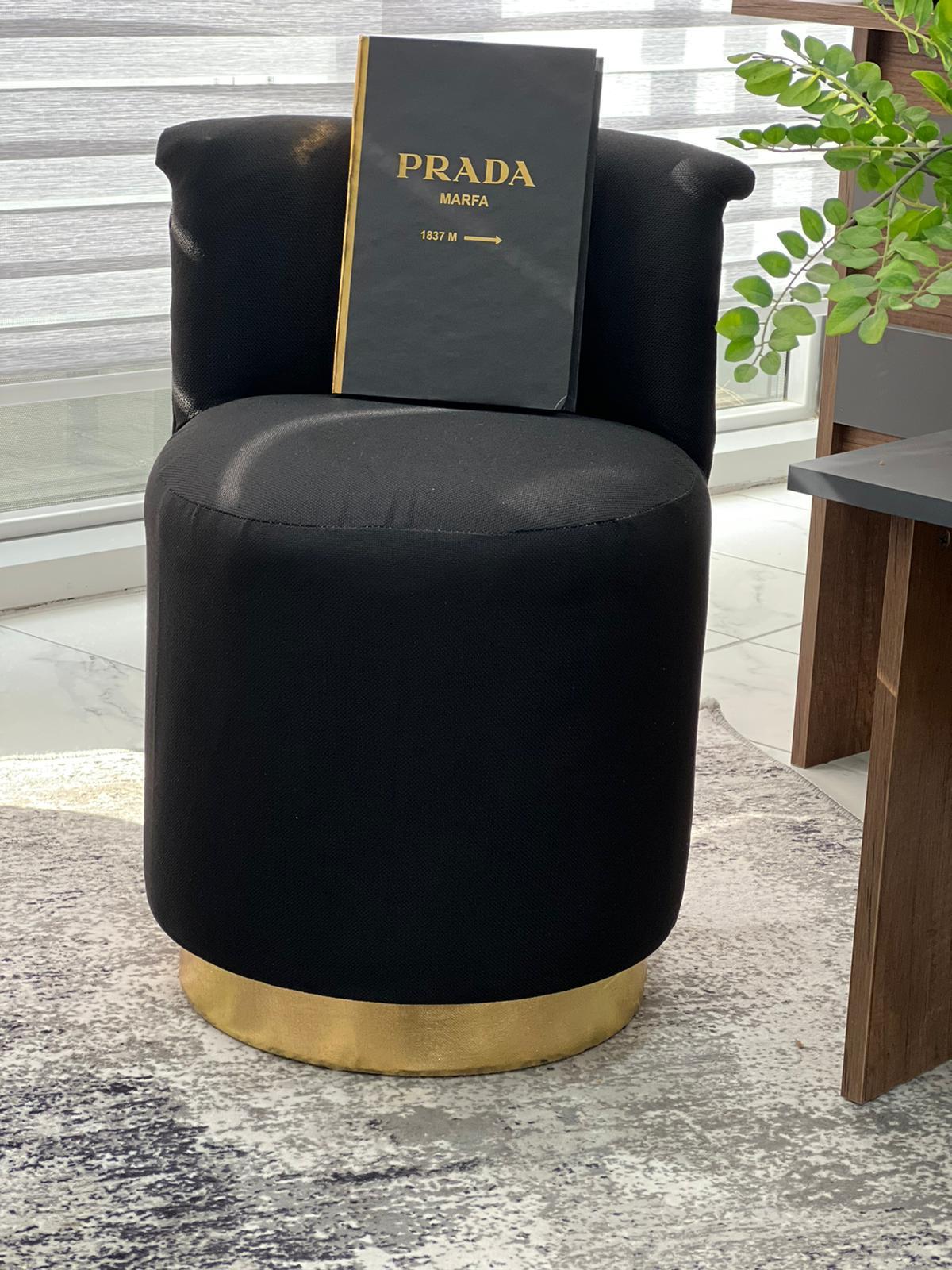 Mono Siyah Gold Puf