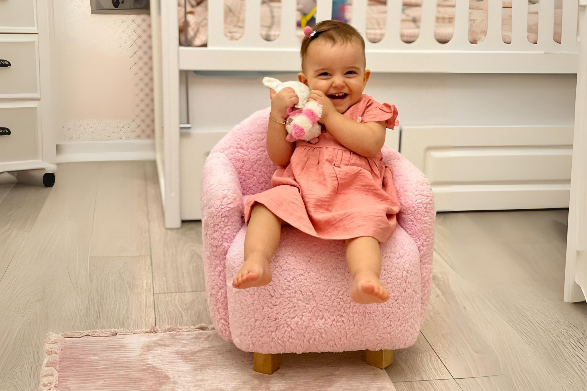 Teddy Ahşap Ayaklı Çocuk Koltuk Pembe