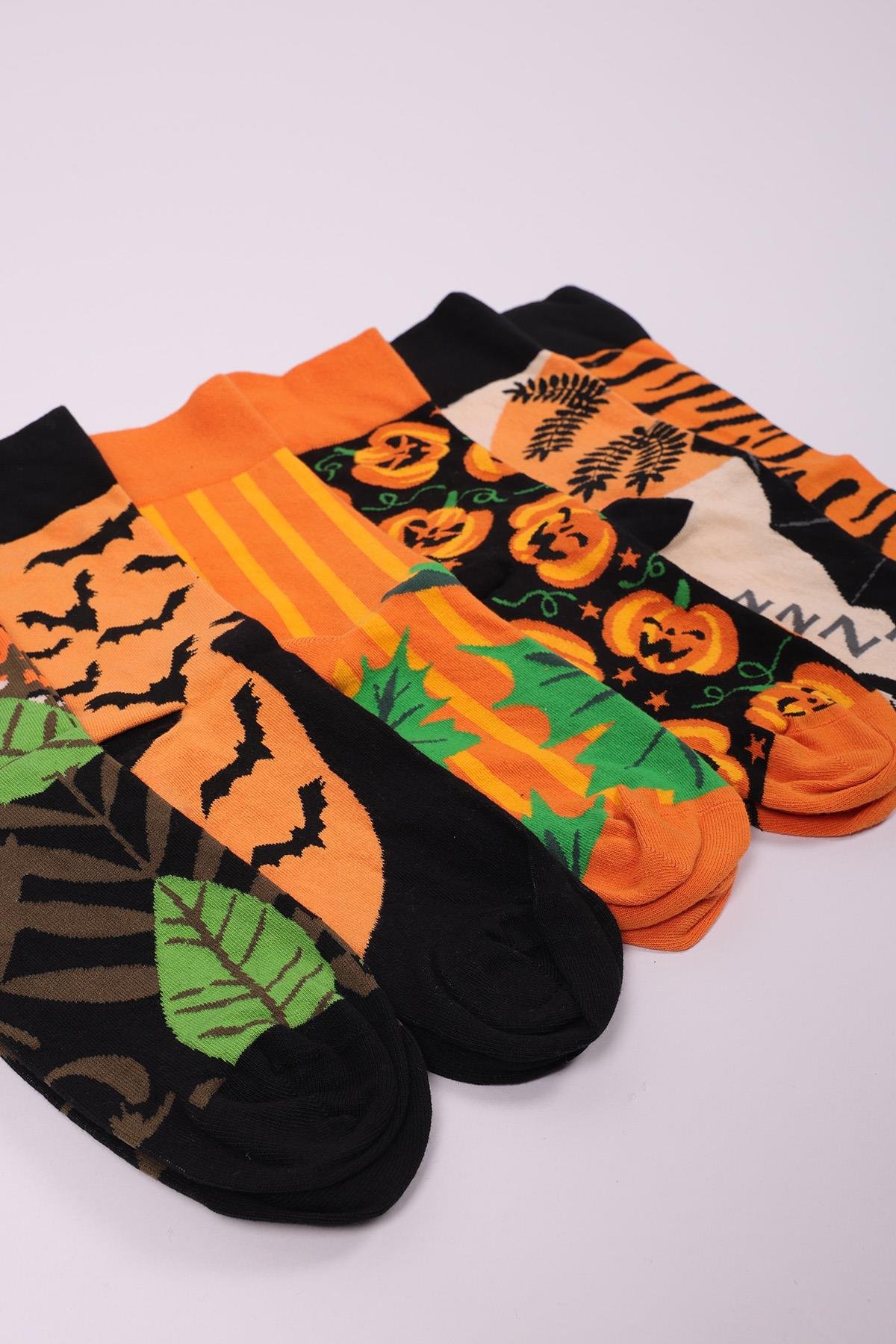6' LI UNISEX DESENLİ PAMUKLU DİKİŞSİZ SOKET ÇORAP SİYAH TURUNCU
