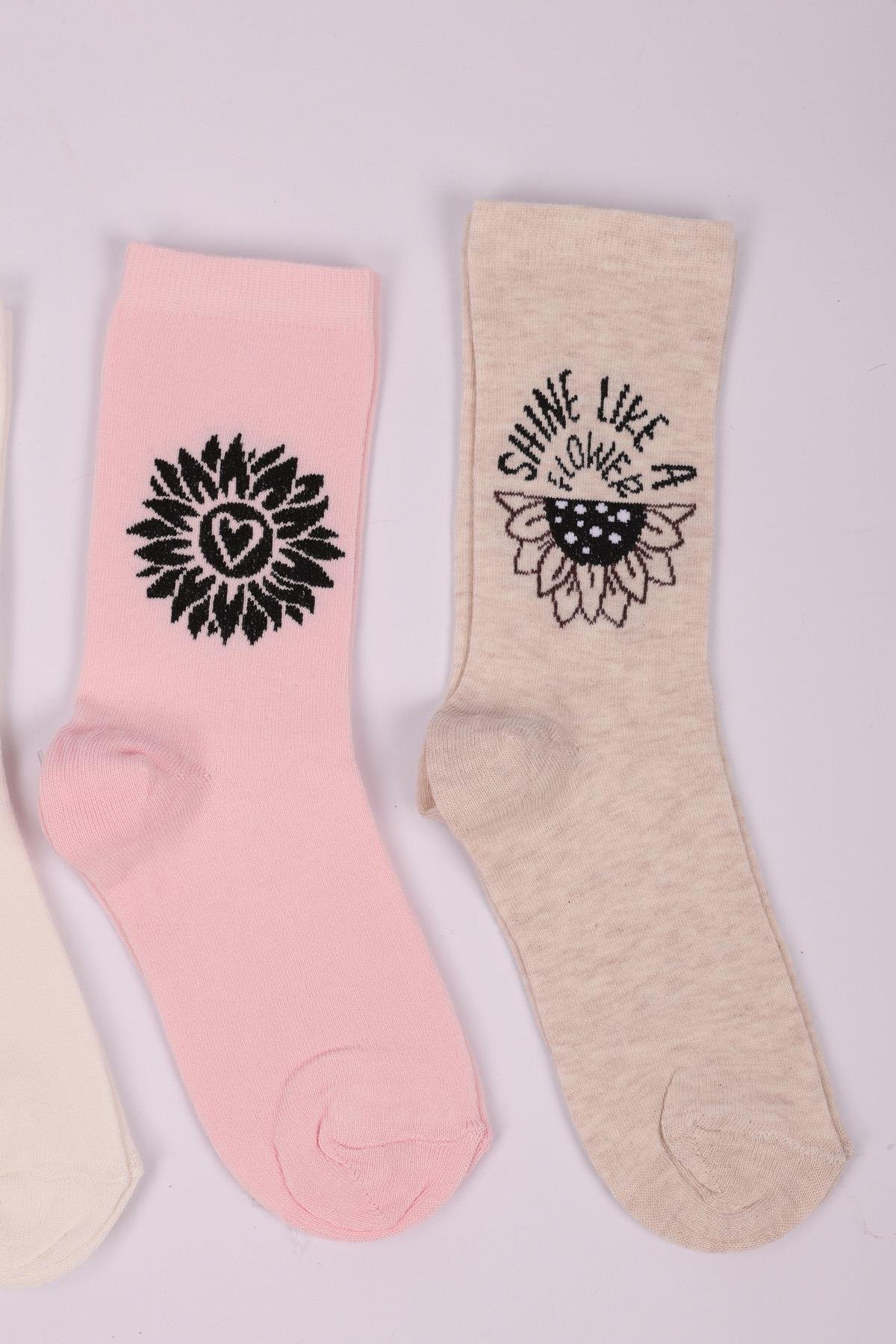 طقم من 4 جوارب بناتي منقوشة بالزهور ASORTI