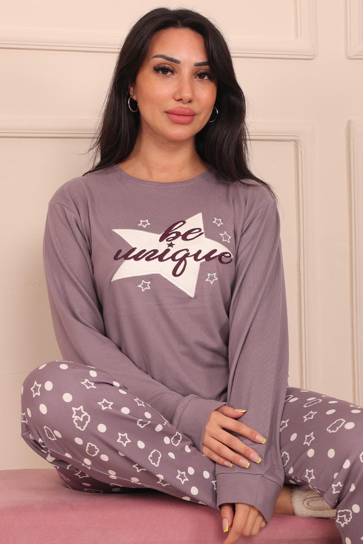 Kadın Be Unique Sloganlı ve Altı Yıldız Desenli Termal Pijama Takımı