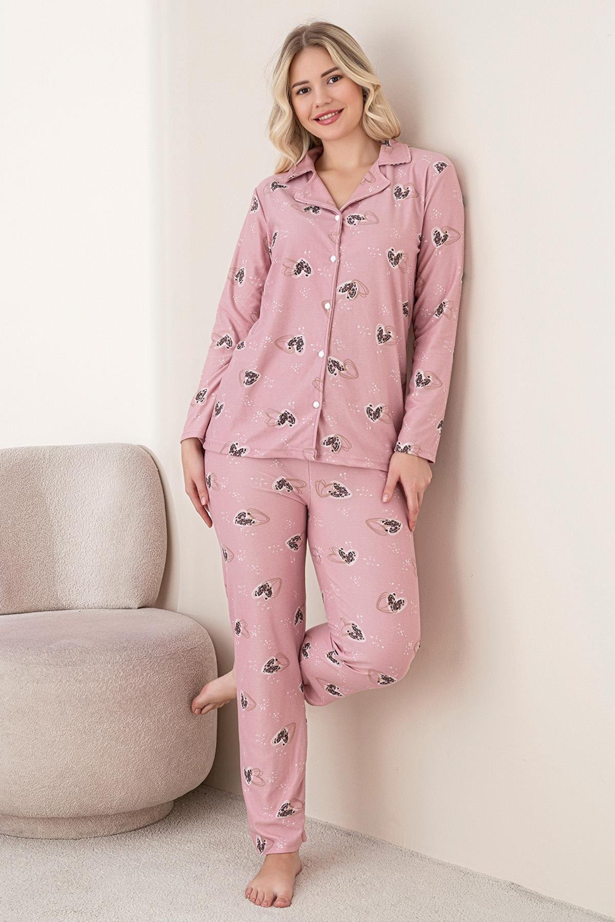 Kadın Kalp Desenli Önü Düğmeli Uzun Kol Altı Uzun Süet Pijama Takımı