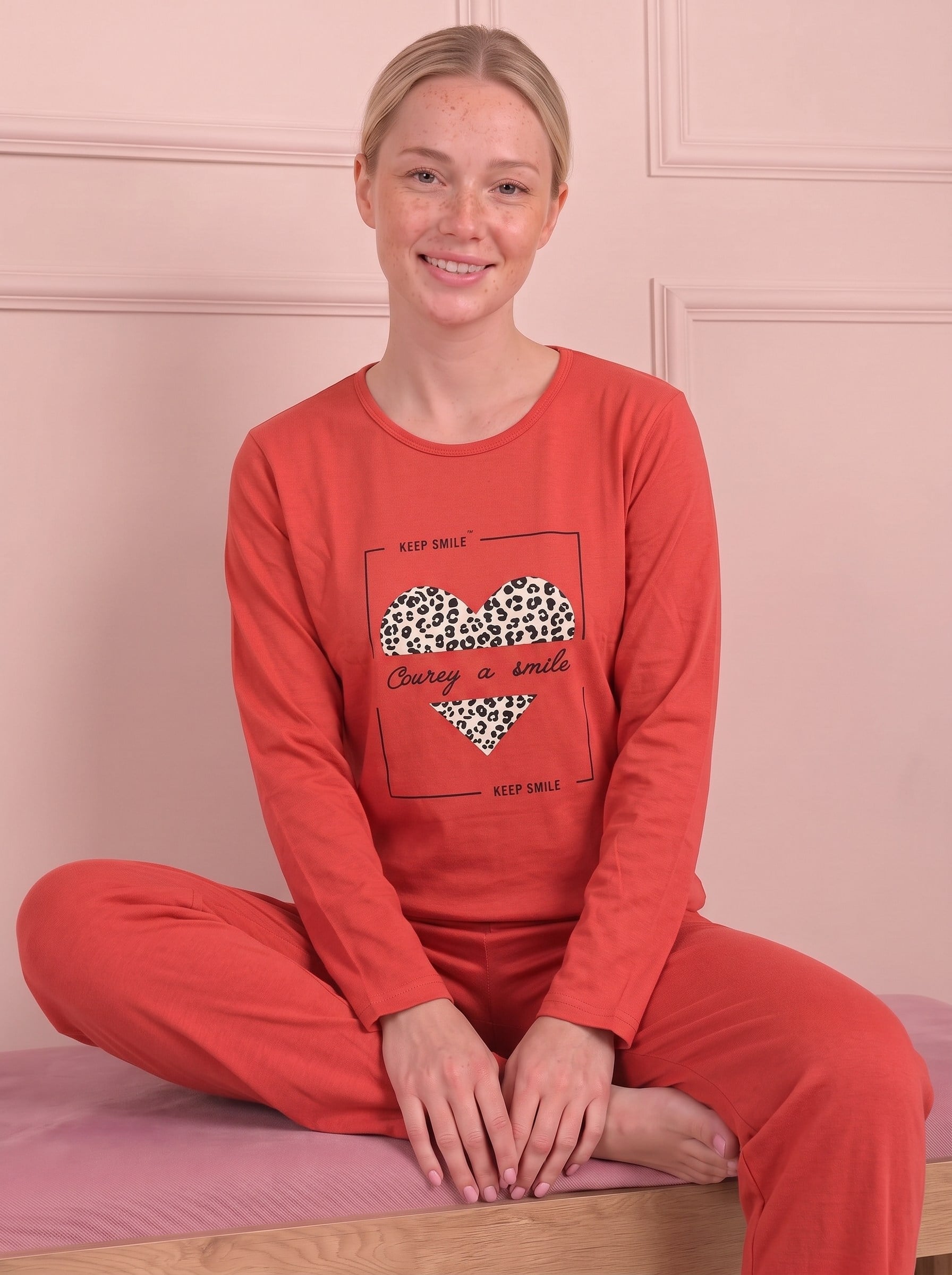 Kadın Keep Smile Sloganlı Bisiklet Yaka Uzun Kol Altı Uzun Penye Pijama Takımı