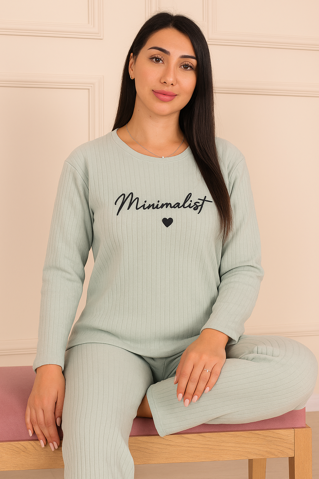 Kadın Minimalist İşlemeli ve Fitilli Bisiklet Yaka Uzun Kol Altı Uzun Pamuklu Pijama Takımı