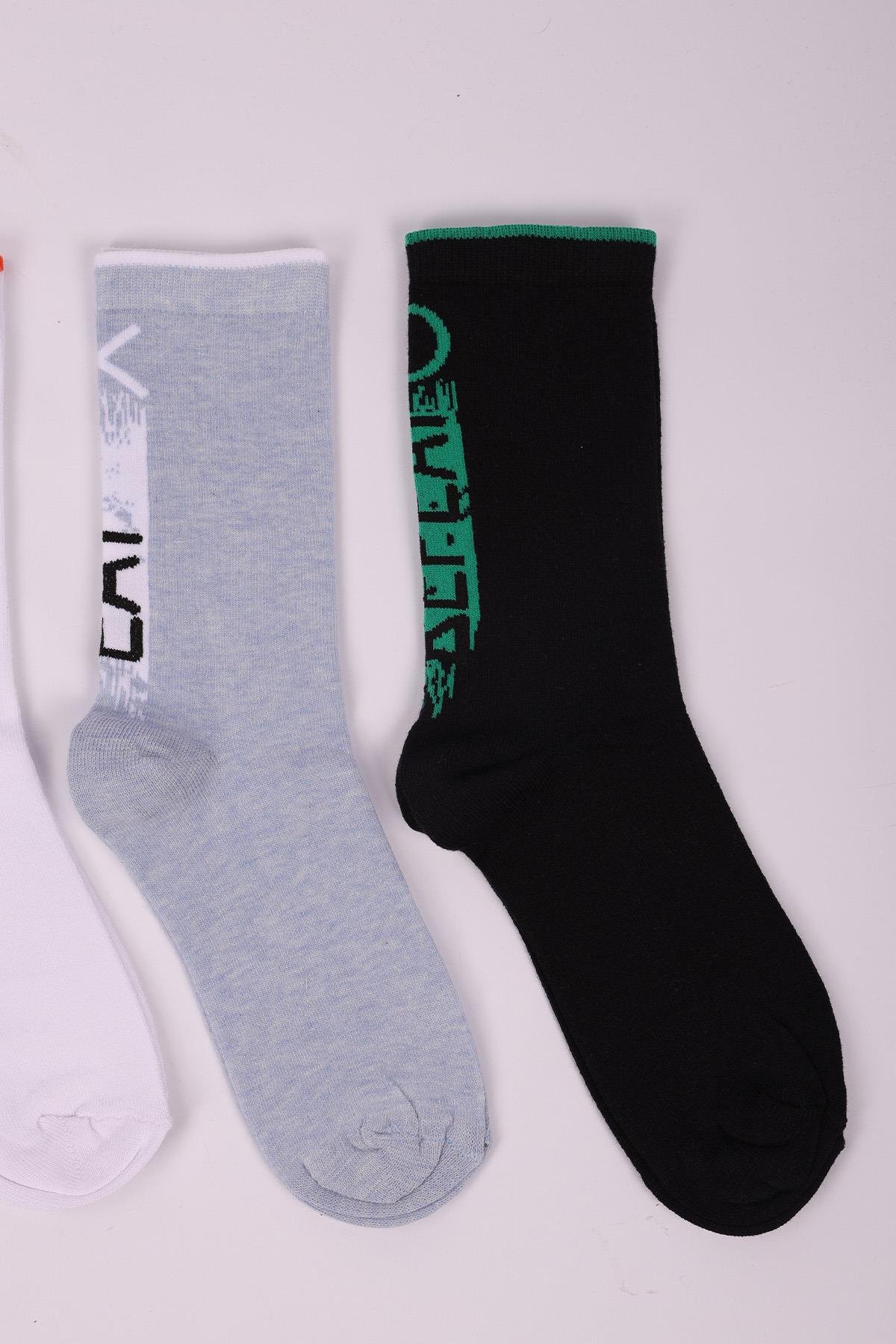 مجموعة من 4 جوارب للأولاد مع نص شعار ASORTI