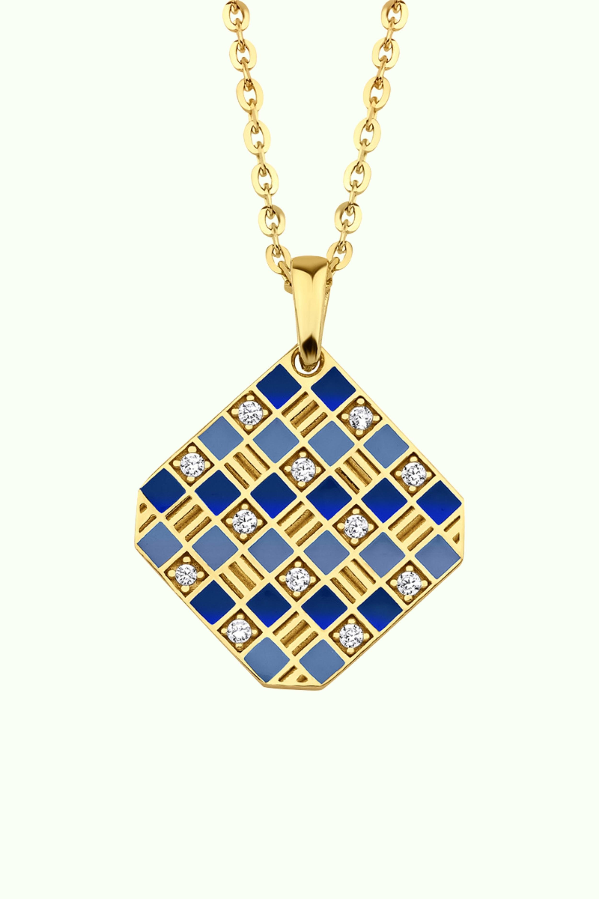 Check Mate Chic Necklace