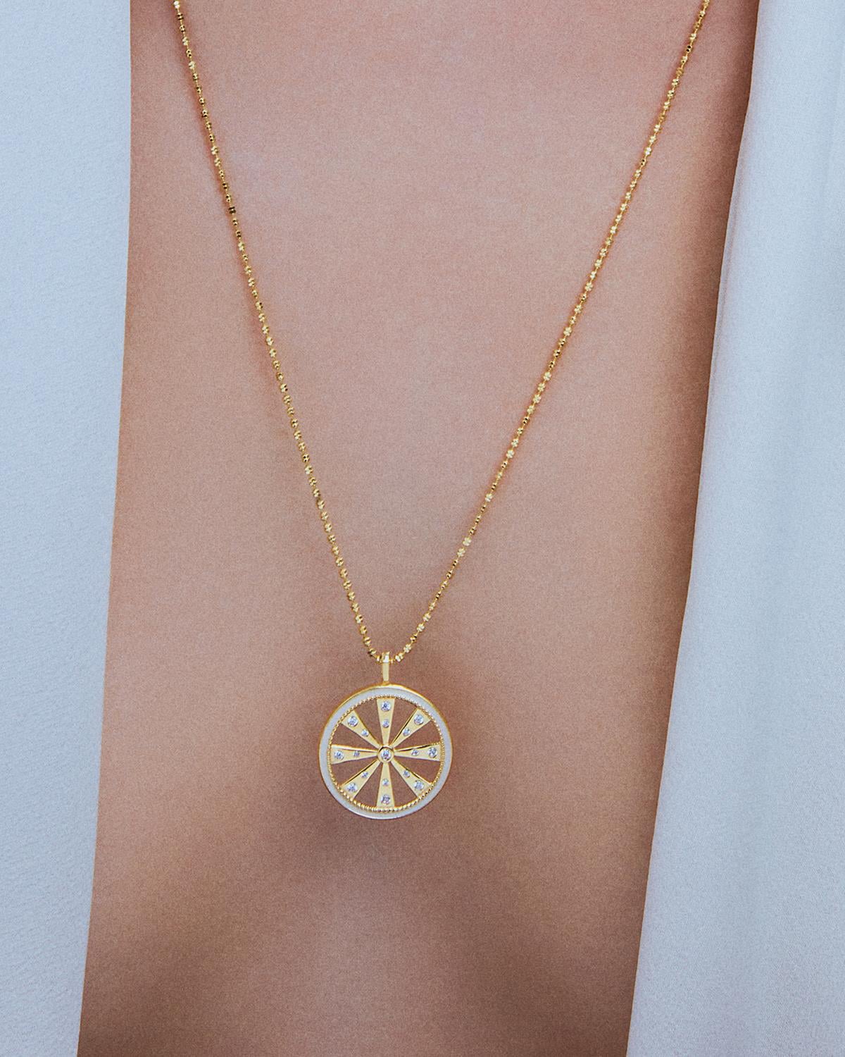 Circle of Aura Kolye