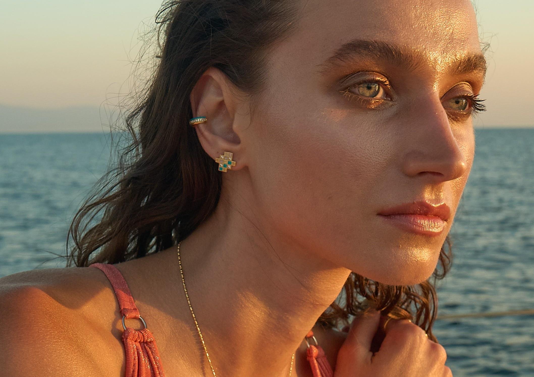 Fusion Allure Zincir Detaylı Küpe