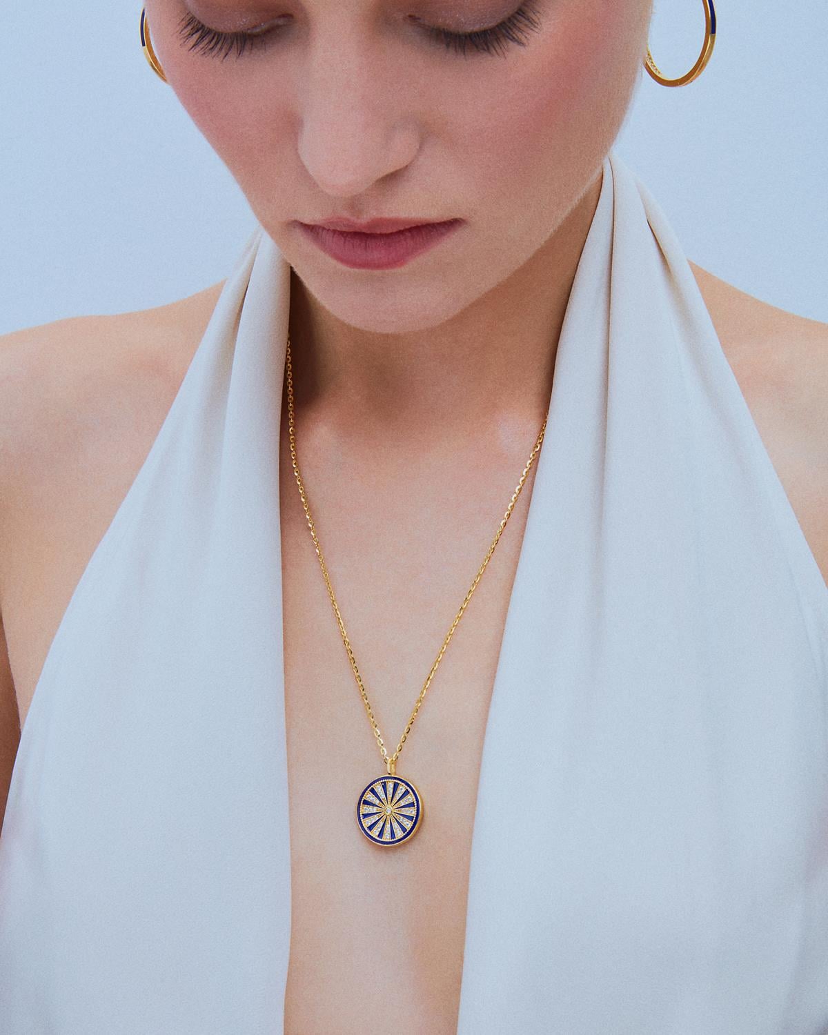 Glamourous Radiance Kolye