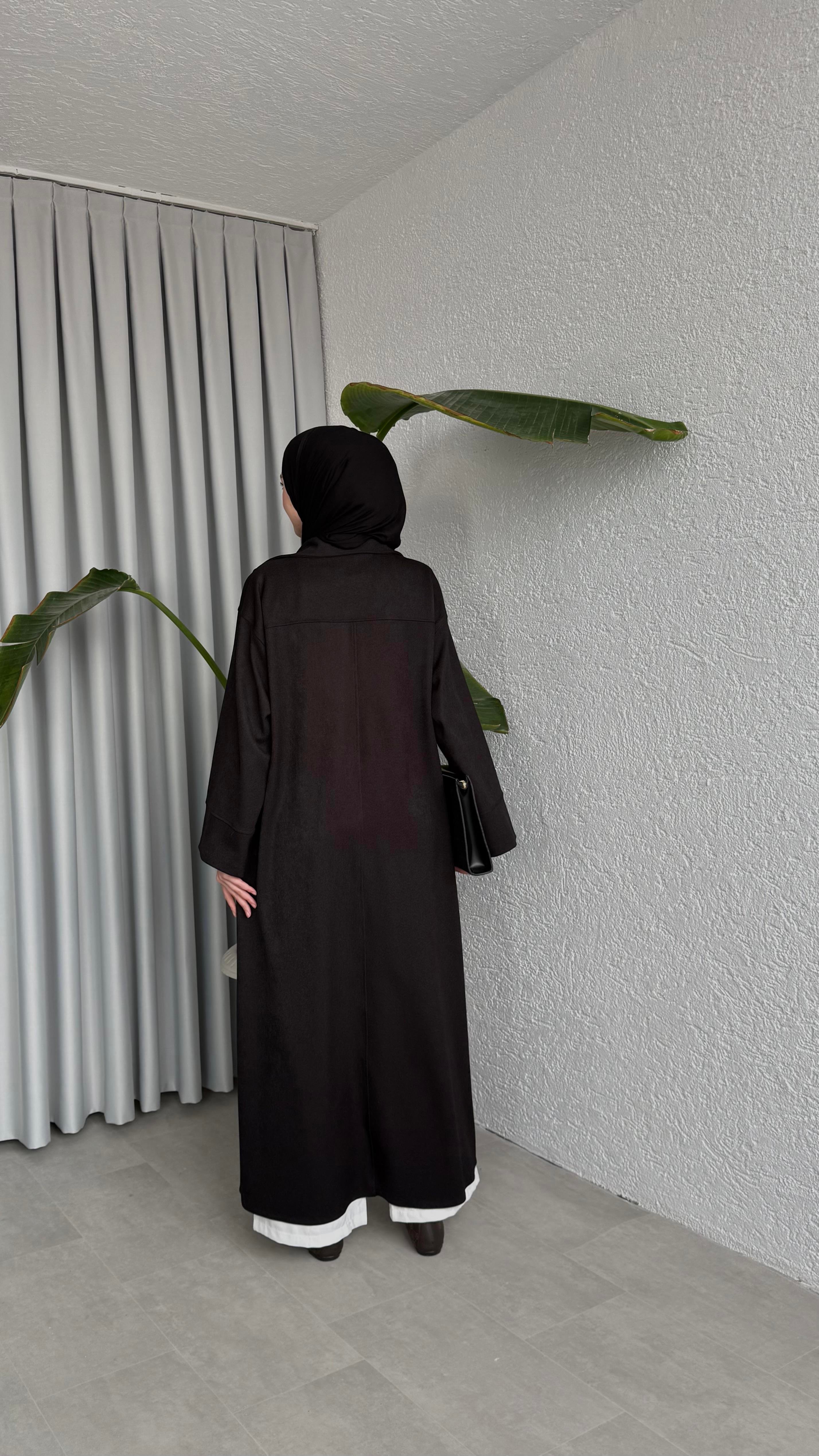 DÜĞMELİ ELBİSE - SİYAH