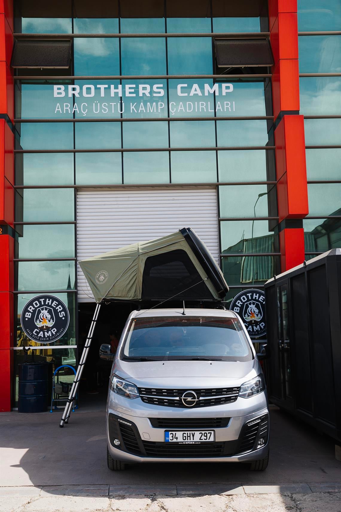 BROTHERSCAMP ARAÇ ÜSTÜ ÇADIR AİLE MODELİ 