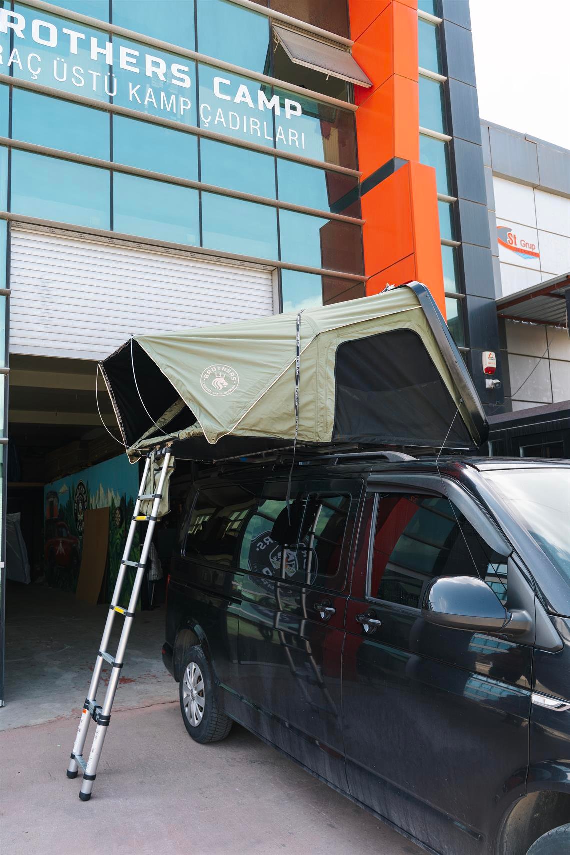 BROTHERSCAMP ARAÇ ÜSTÜ ÇADIR AİLE MODELİ 