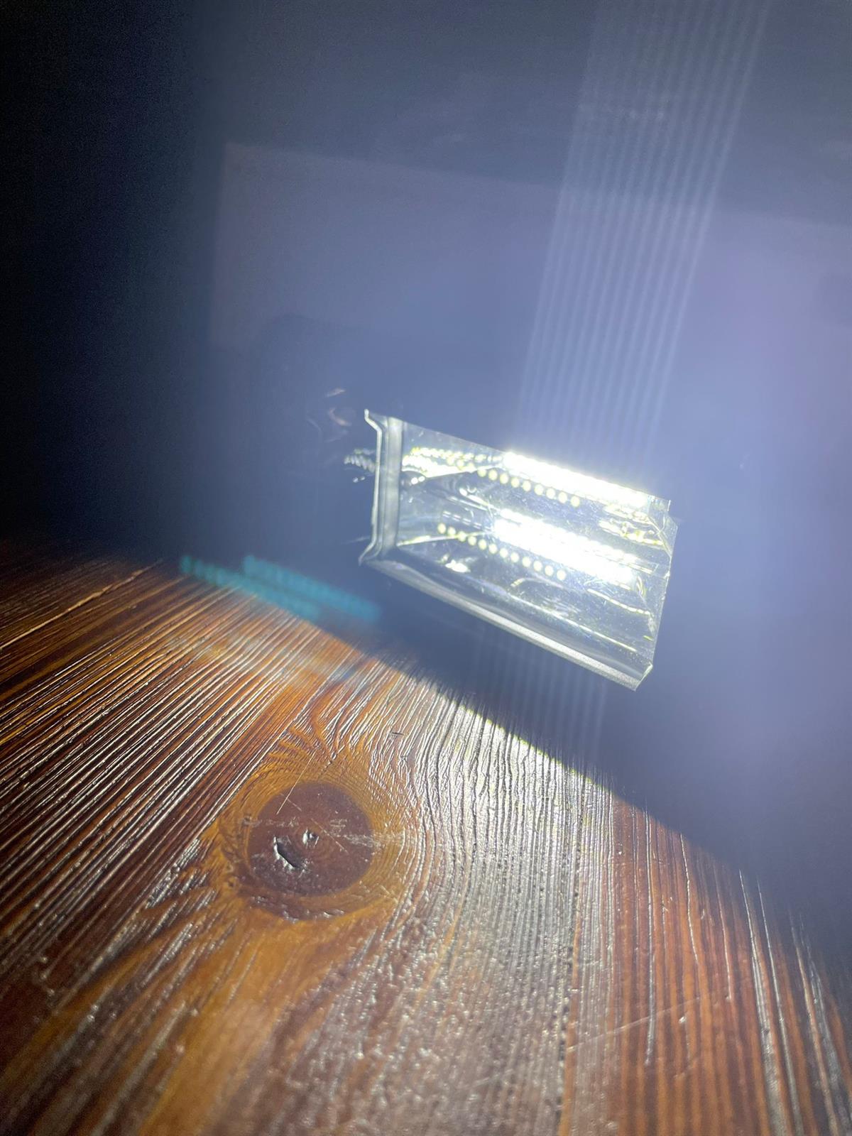 KAPUT ÜSTÜ LED AYDINLATMA 