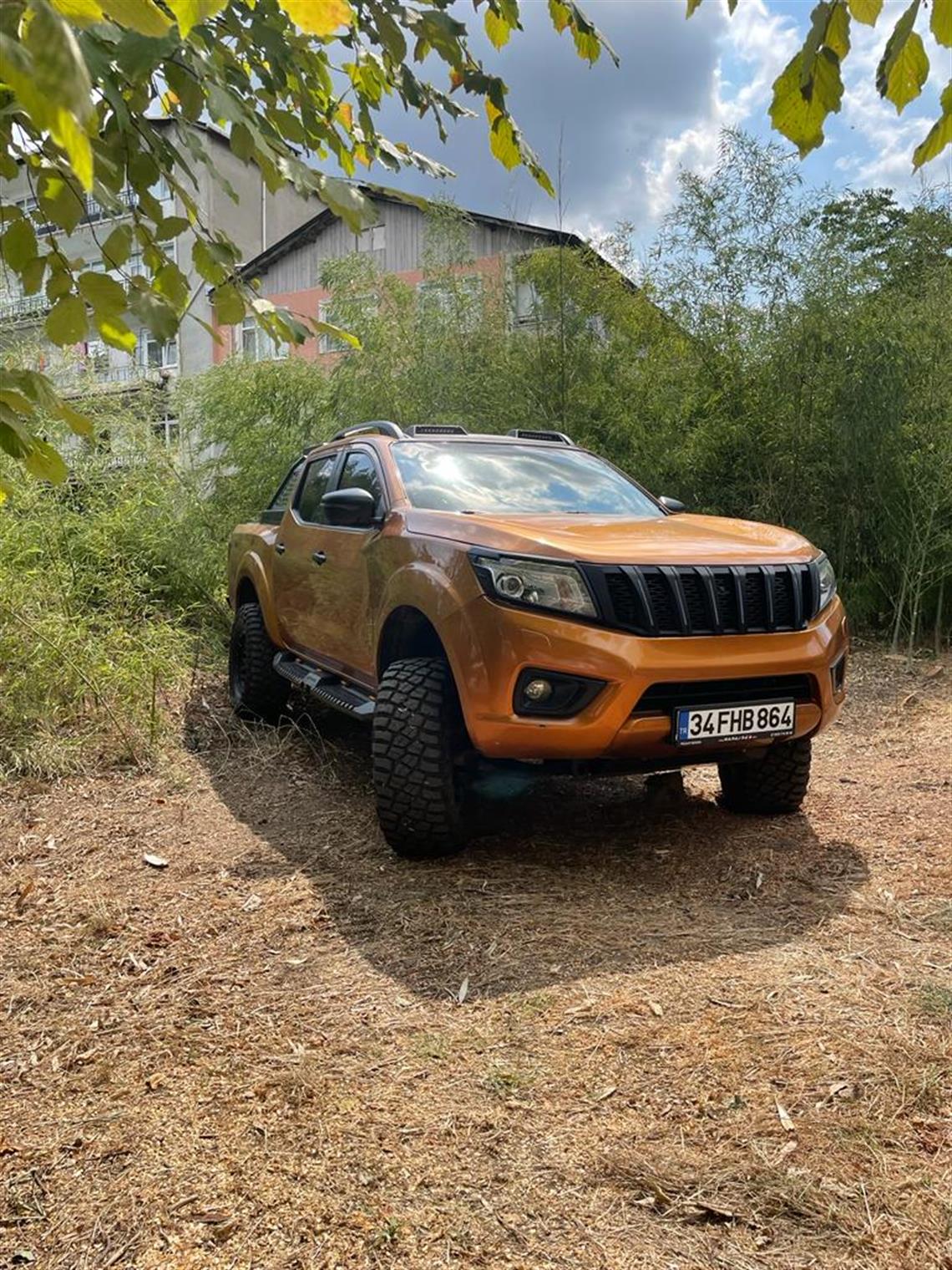 NİSSAN NAVARA NP300 LEDLİ ÖN PANJUR