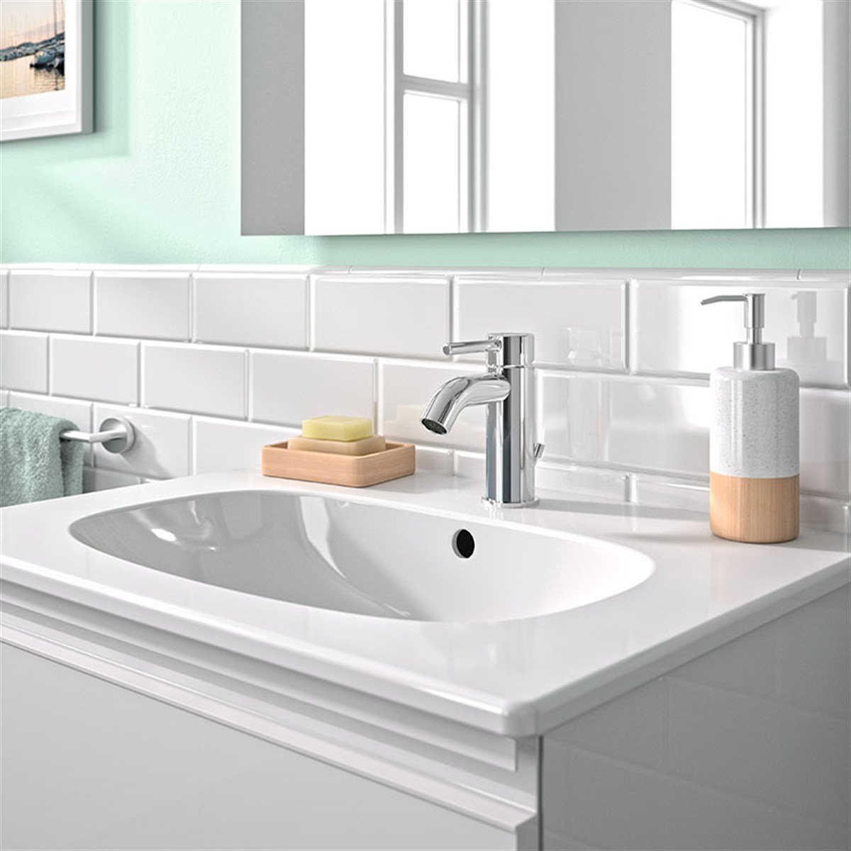 Ideal Standard Ceraline Lavabo Bataryası Sifon Kumandalı-5 L/dk