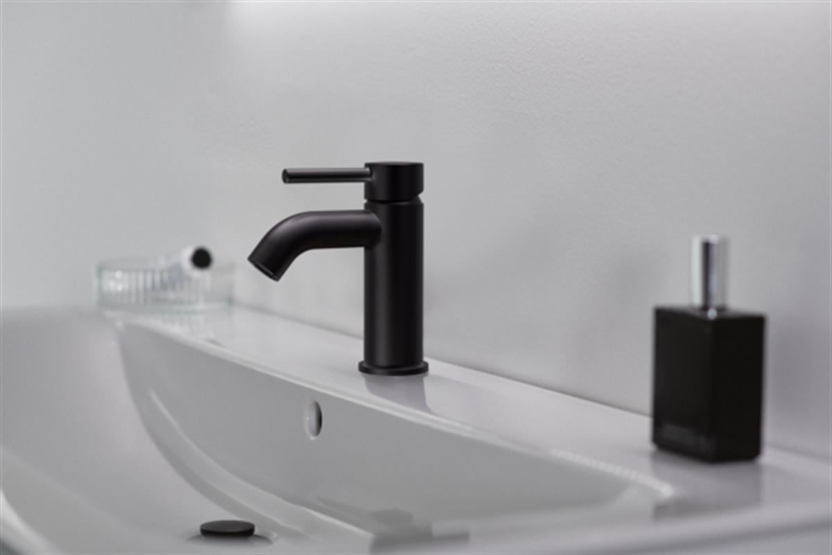 MARKA}Lavabo BataryasıBC268XGCeraline Lavabo Bataryası Mat Siyah Sifon Kumandasız-5 L/dk