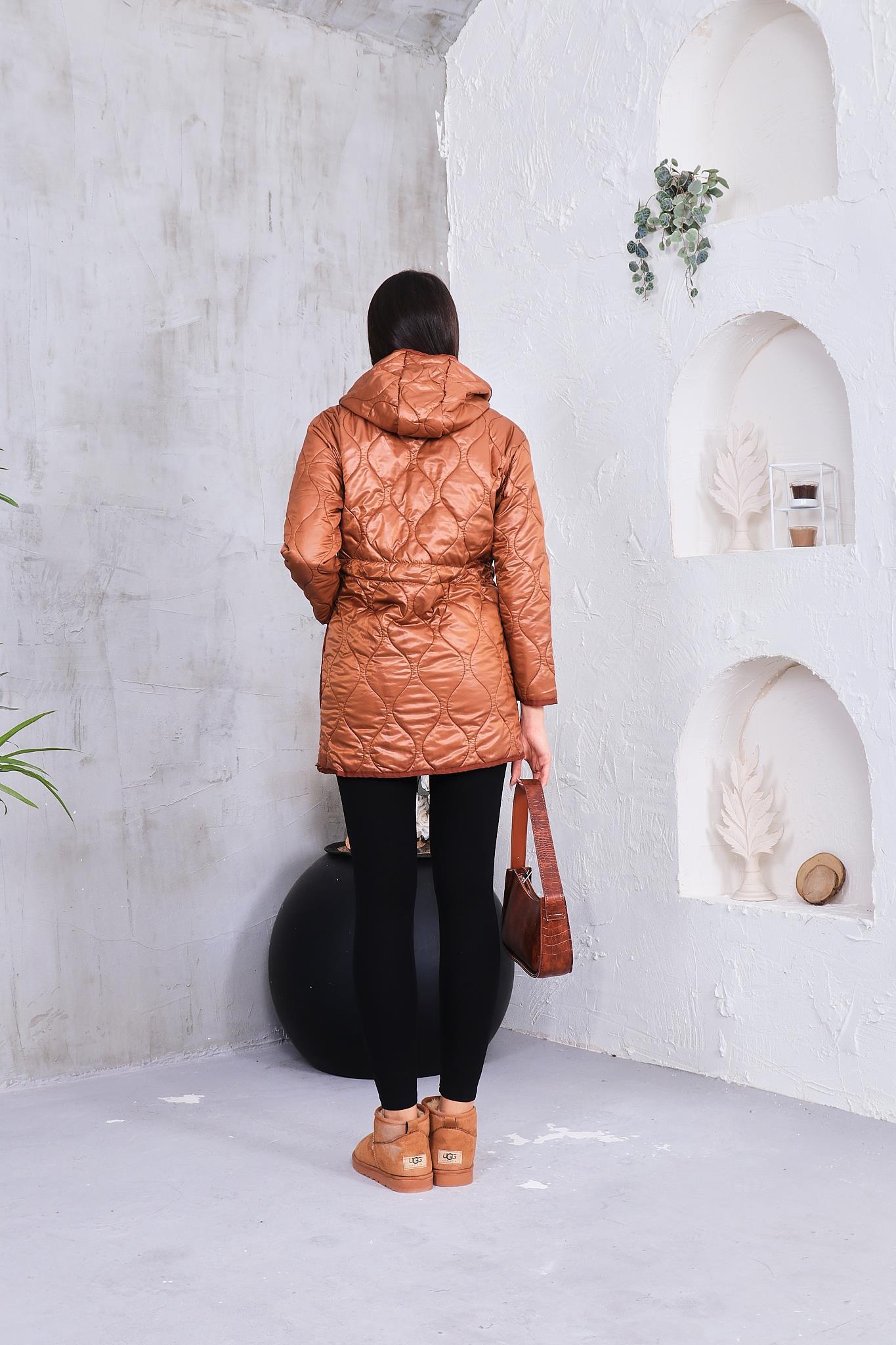 Kapitone Cepli Kısa Mont