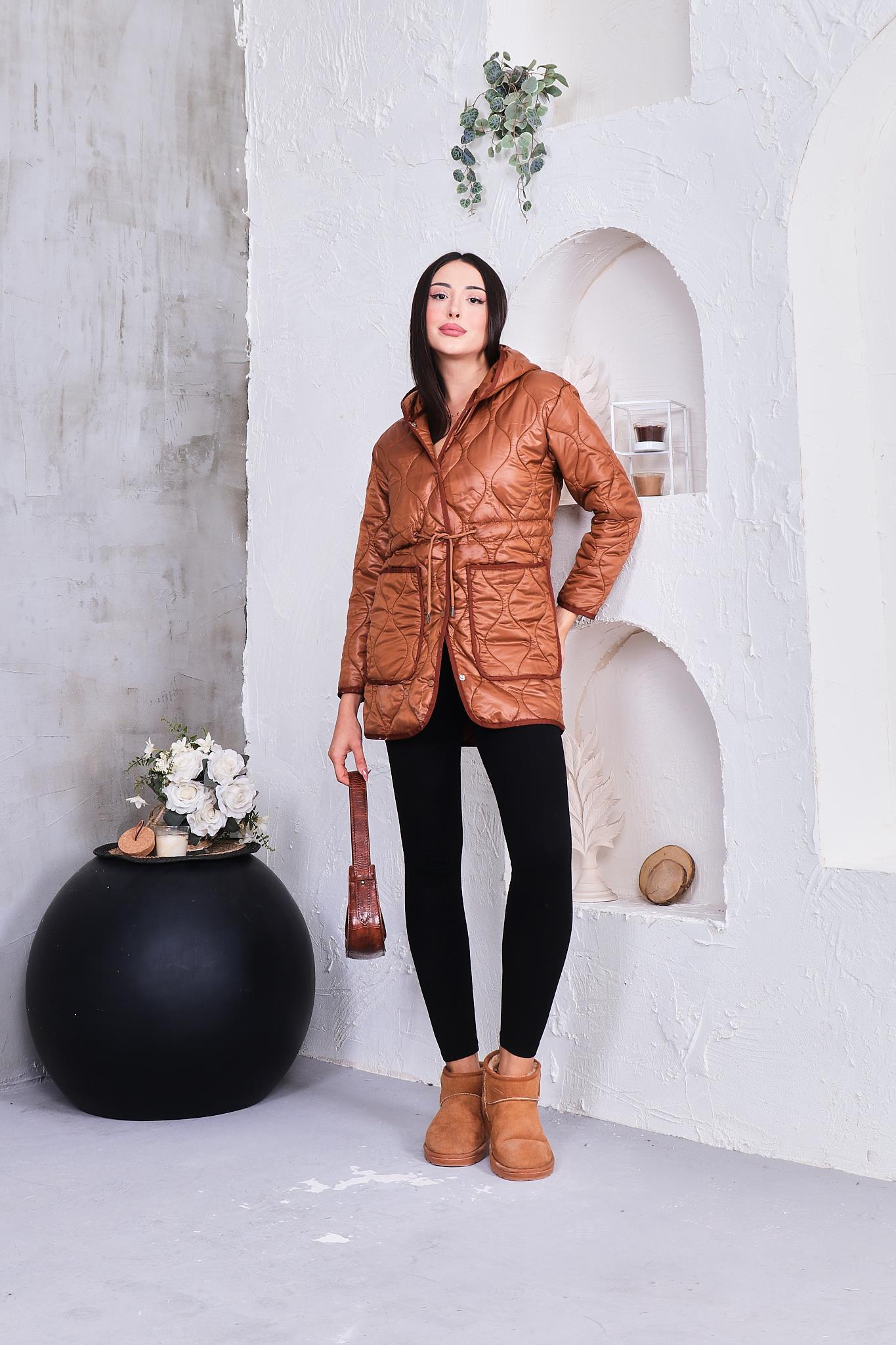 Kapitone Cepli Kısa Mont