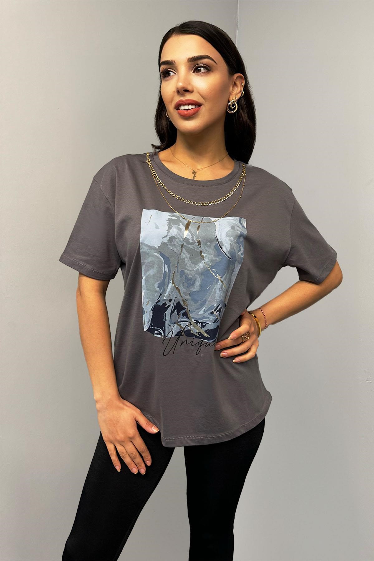 Kolye Detaylı Pamuklu Tshirt
