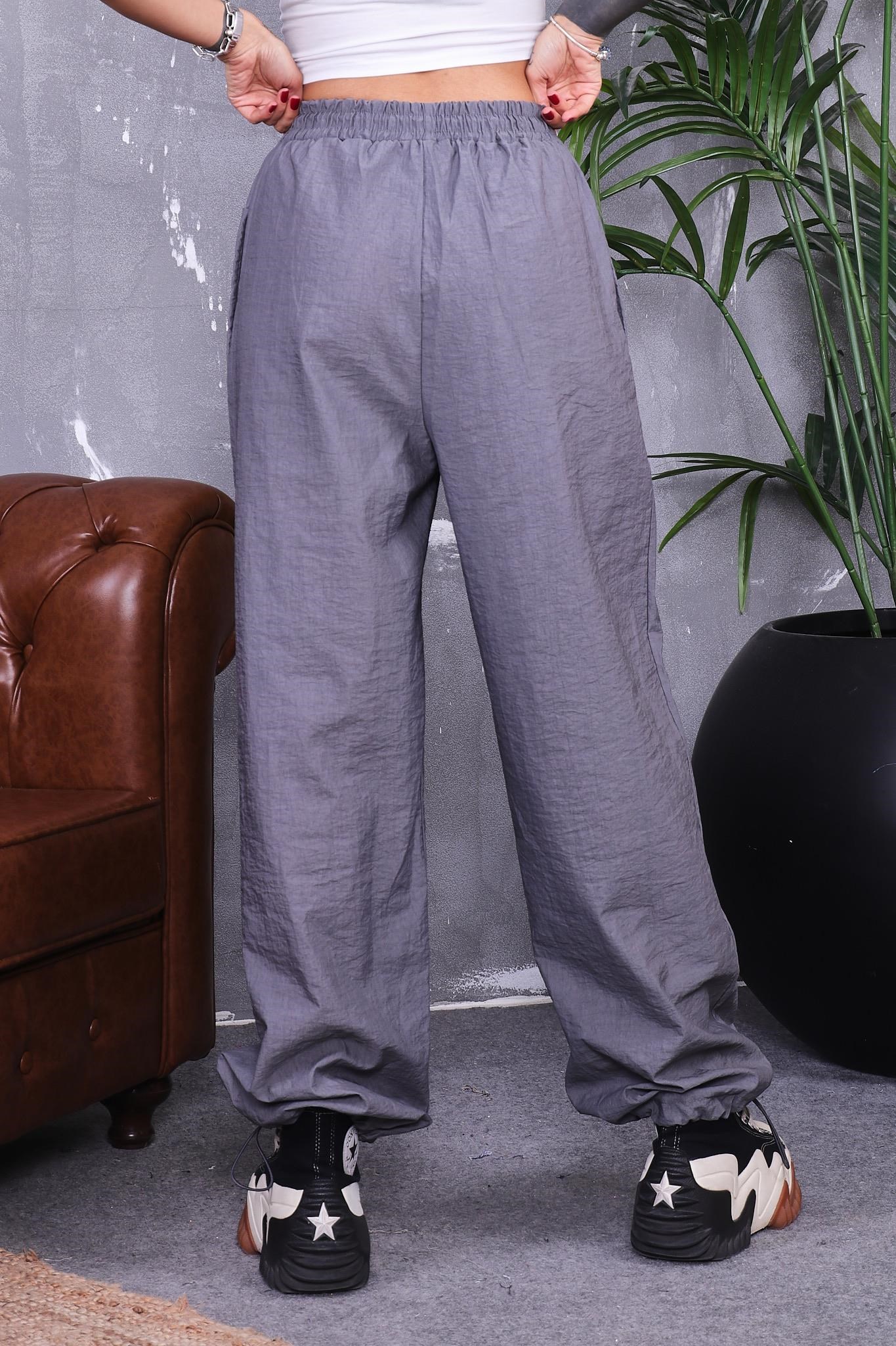 Önü Şerit Detaylı Paraşüt Kumaş Pantolon