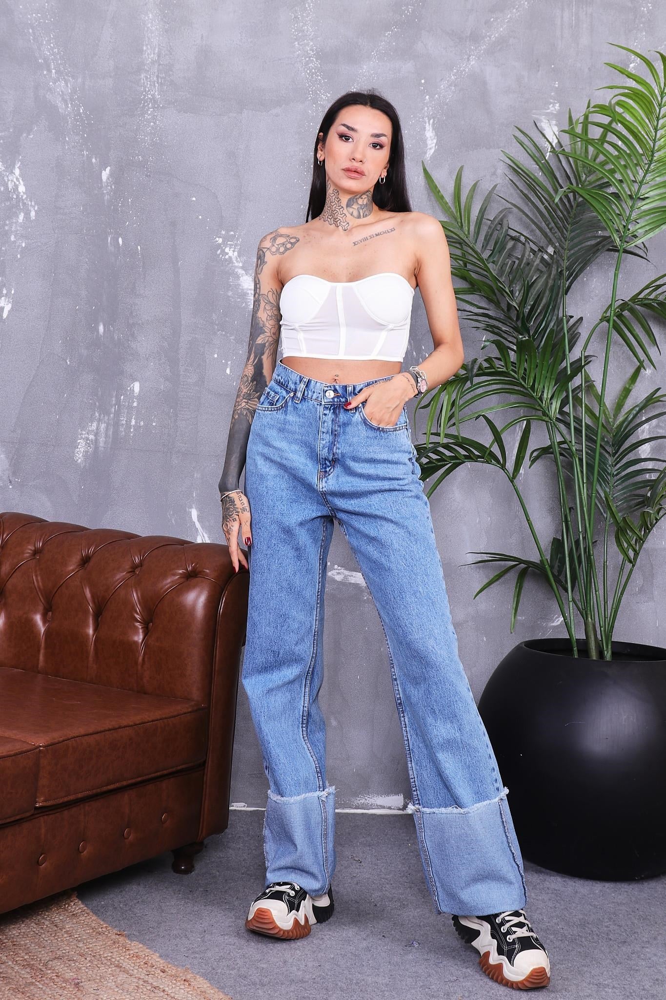 Paça Kıvırmalı Flare Jean Pantolon