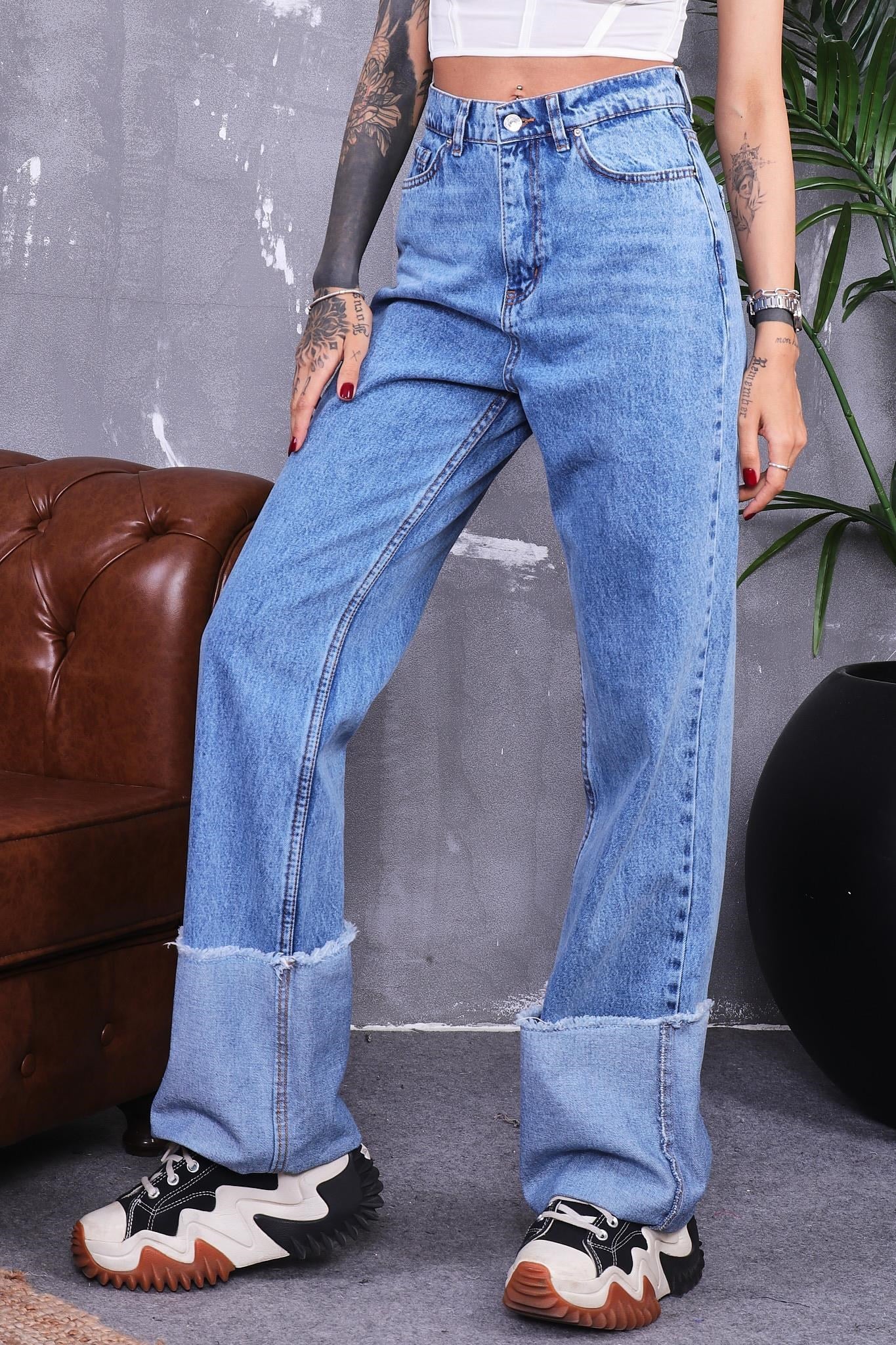 Paça Kıvırmalı Flare Jean Pantolon