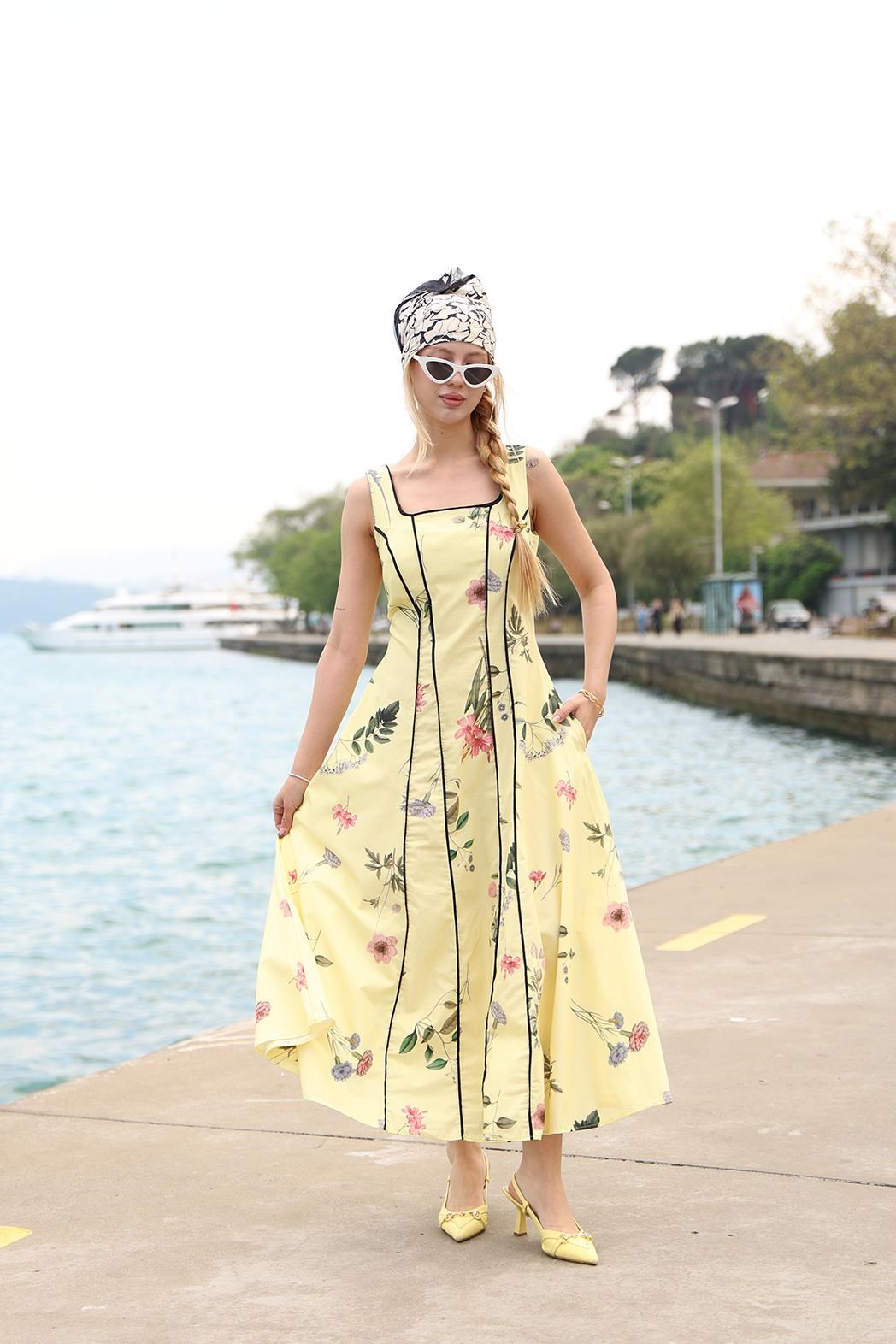 Şerit Detaylı Çiçek Desenli Poplin Kumaş Sarı Elbise