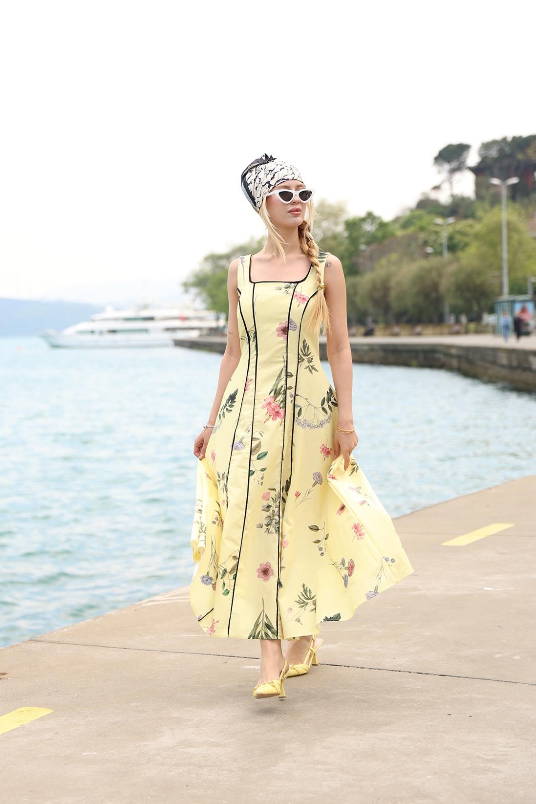 Şerit Detaylı Çiçek Desenli Poplin Kumaş Sarı Elbise