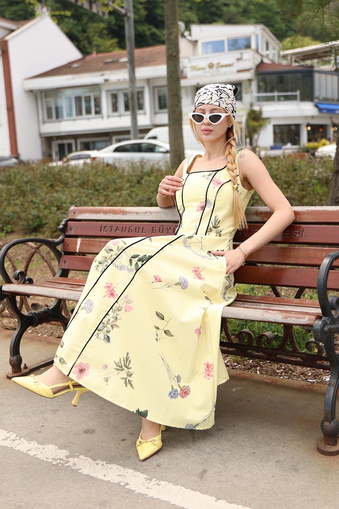 Şerit Detaylı Çiçek Desenli Poplin Kumaş Sarı Elbise