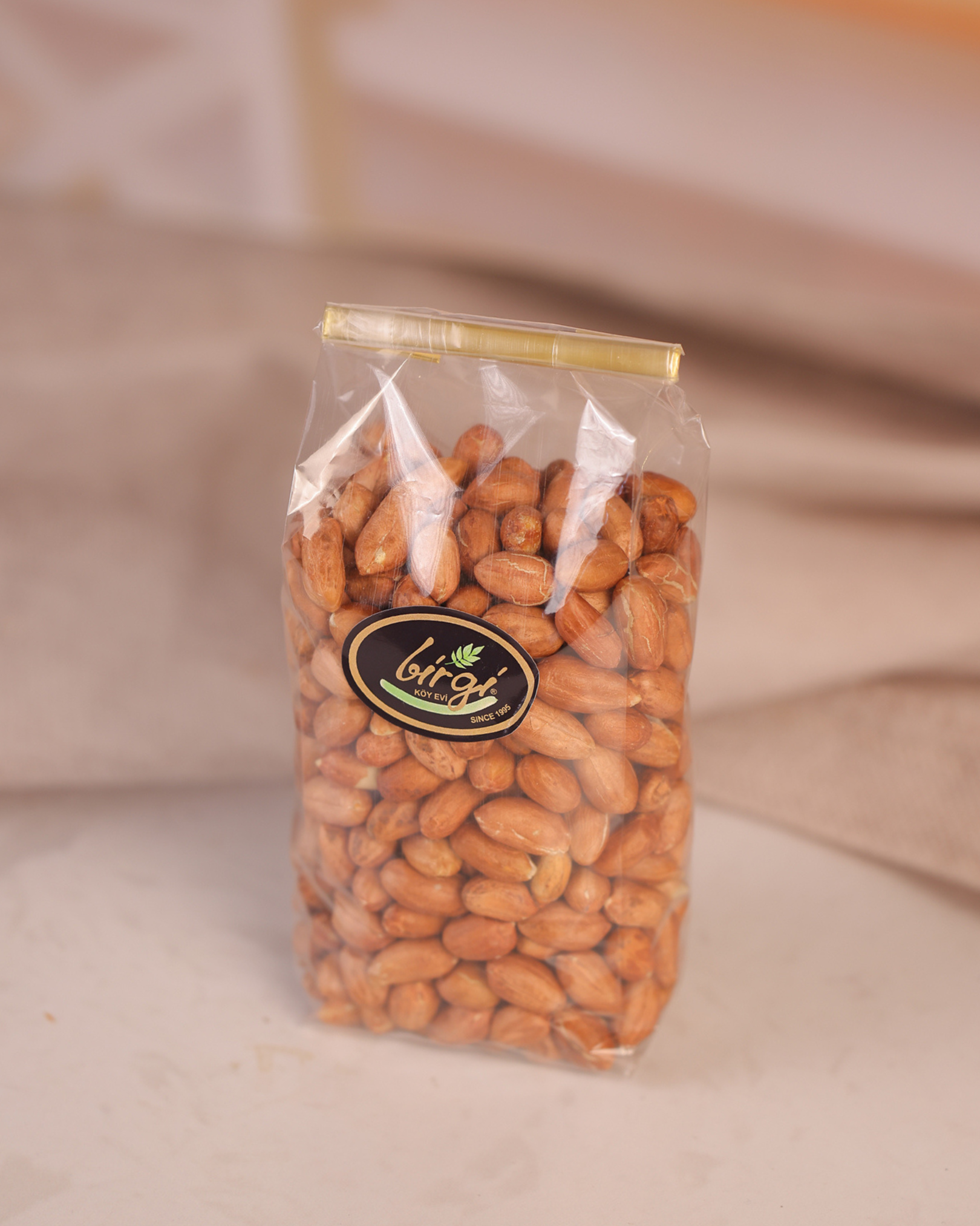 Birgi Köy EviÇEREZLERBirgi Köy Evi Çiğ Yer Fıstığı (500 gr)